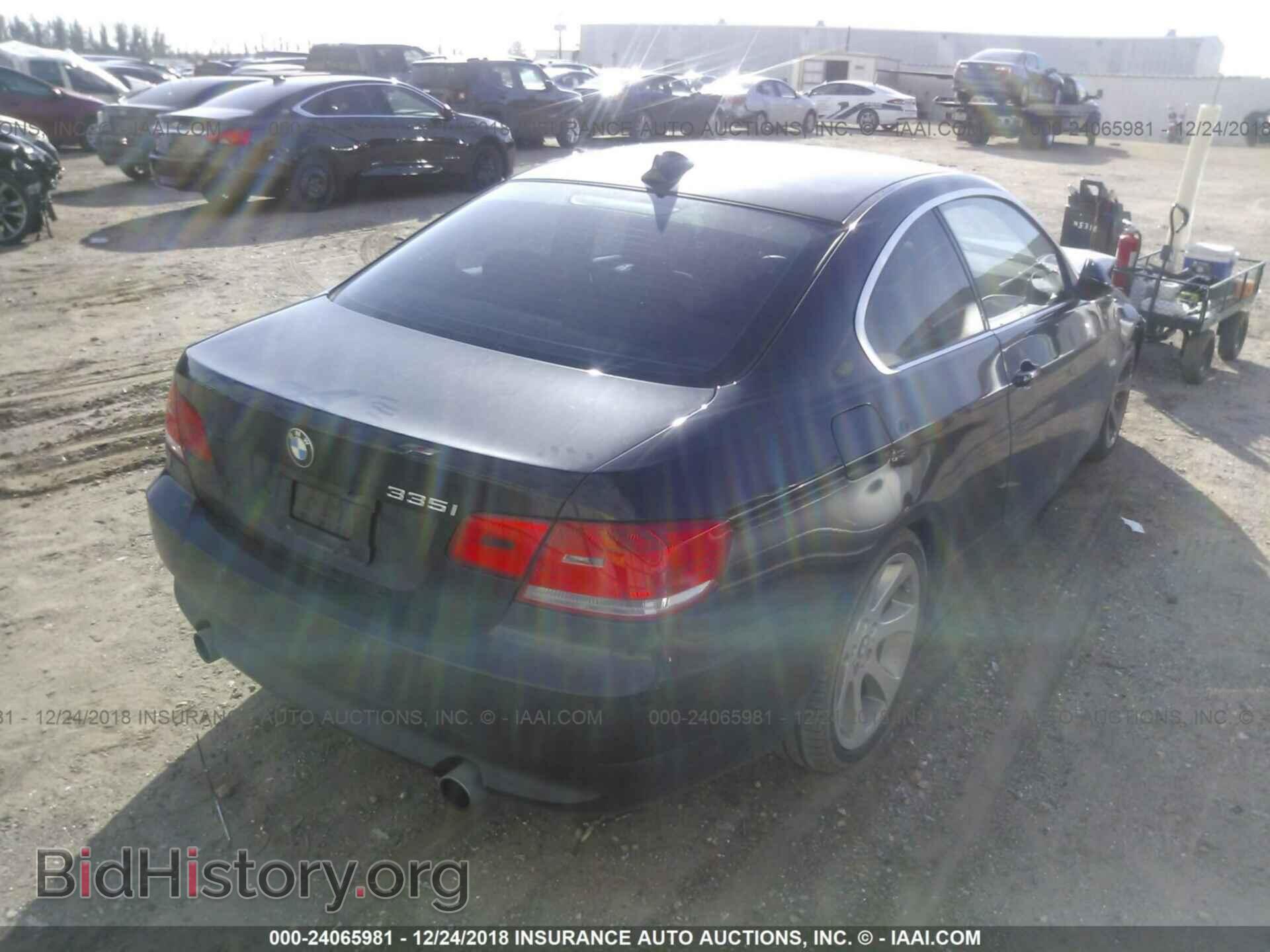 2008 BMW 335 - VIN: WBAWB73528P039595 - Фото 4