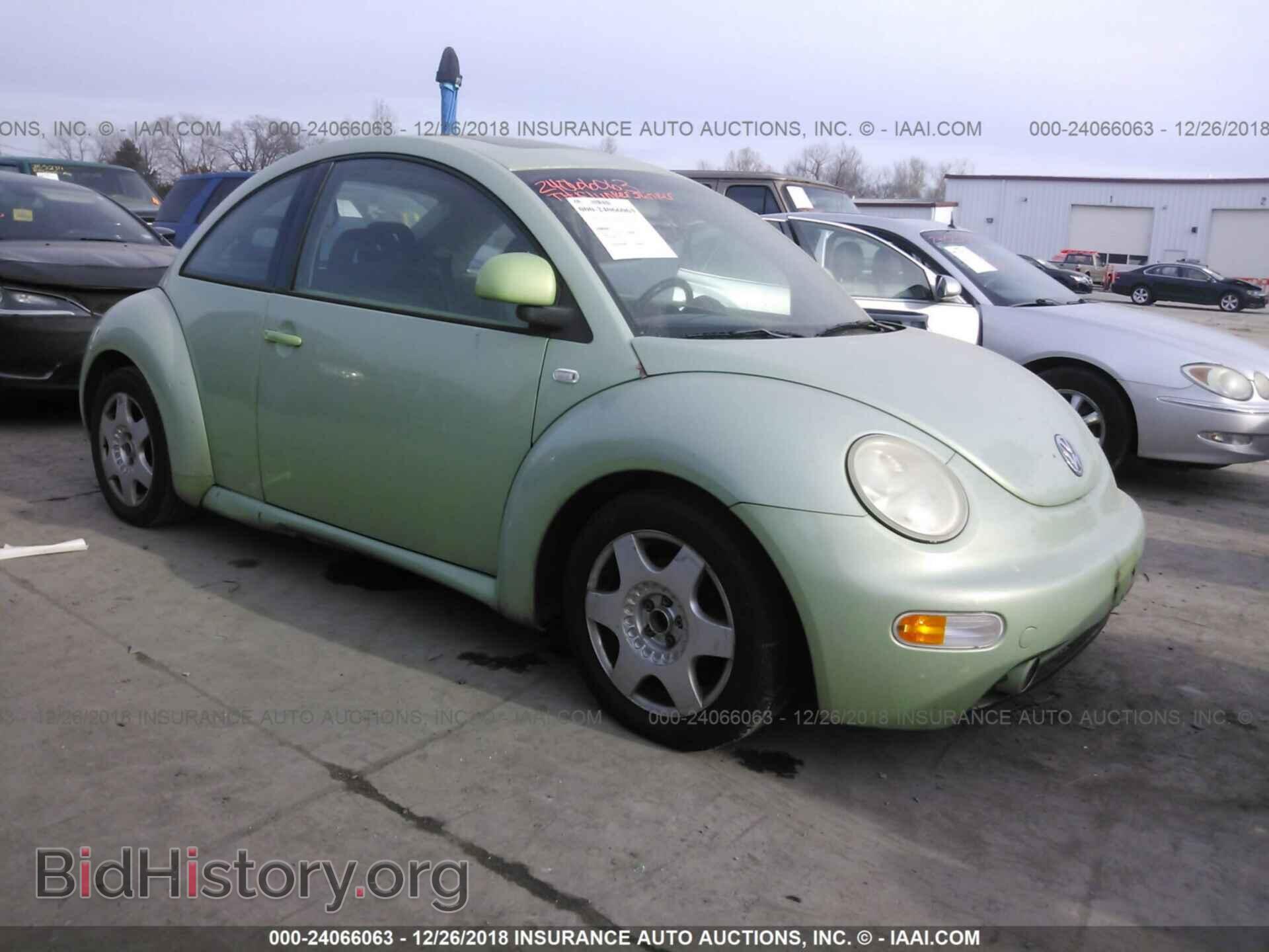 Photo 3VWCC21C8YM425108 - VOLKSWAGEN NEW BEETLE 2000