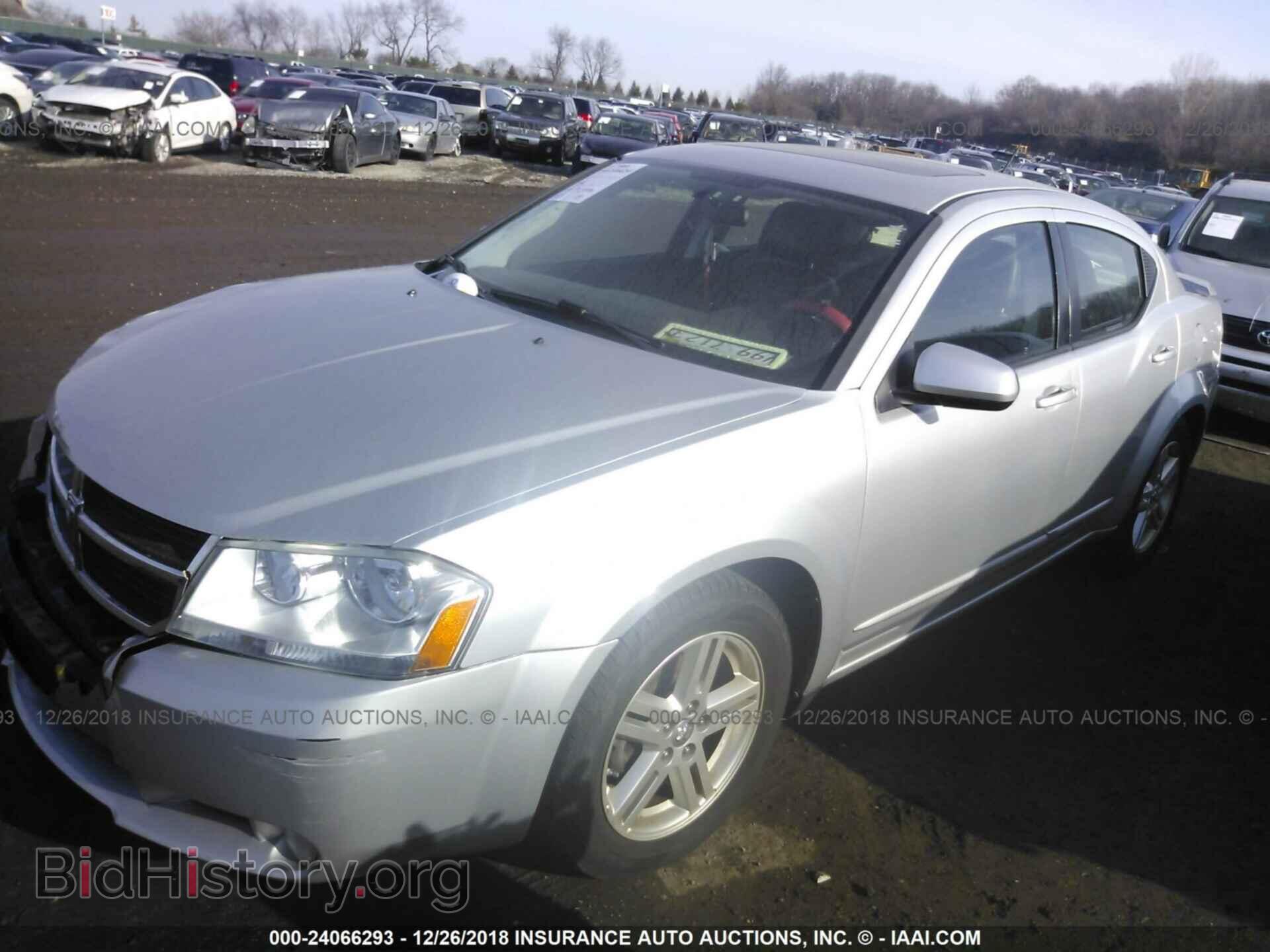 2010 DODGE AVENGER - VIN: 1B3CC5FB2AN234558 - Photo 2
