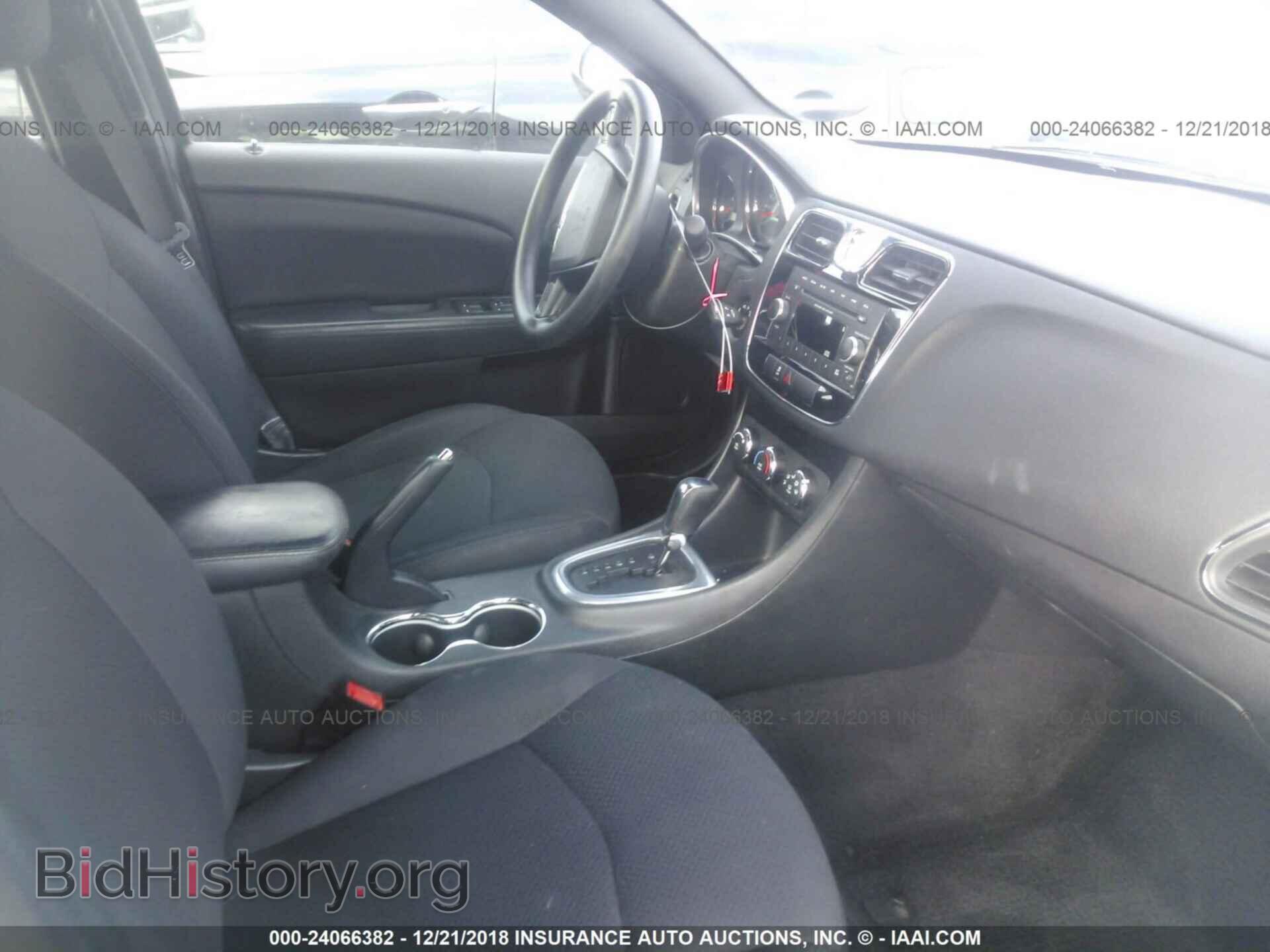 2014 CHRYSLER 200 - VIN: 1C3CCBAB5EN207739 - Фото 5