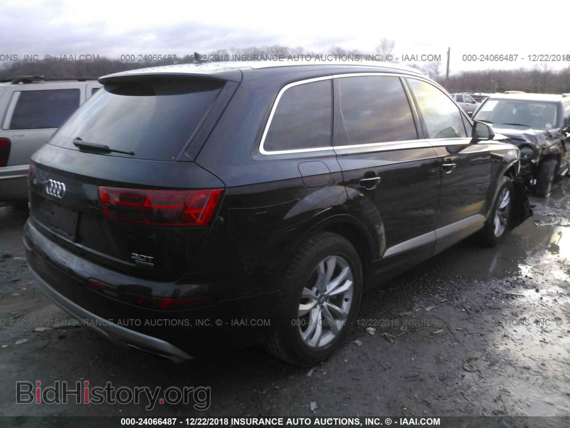 2017 AUDI Q7 - VIN: WA1LAAF76HD046399 - Фото 4