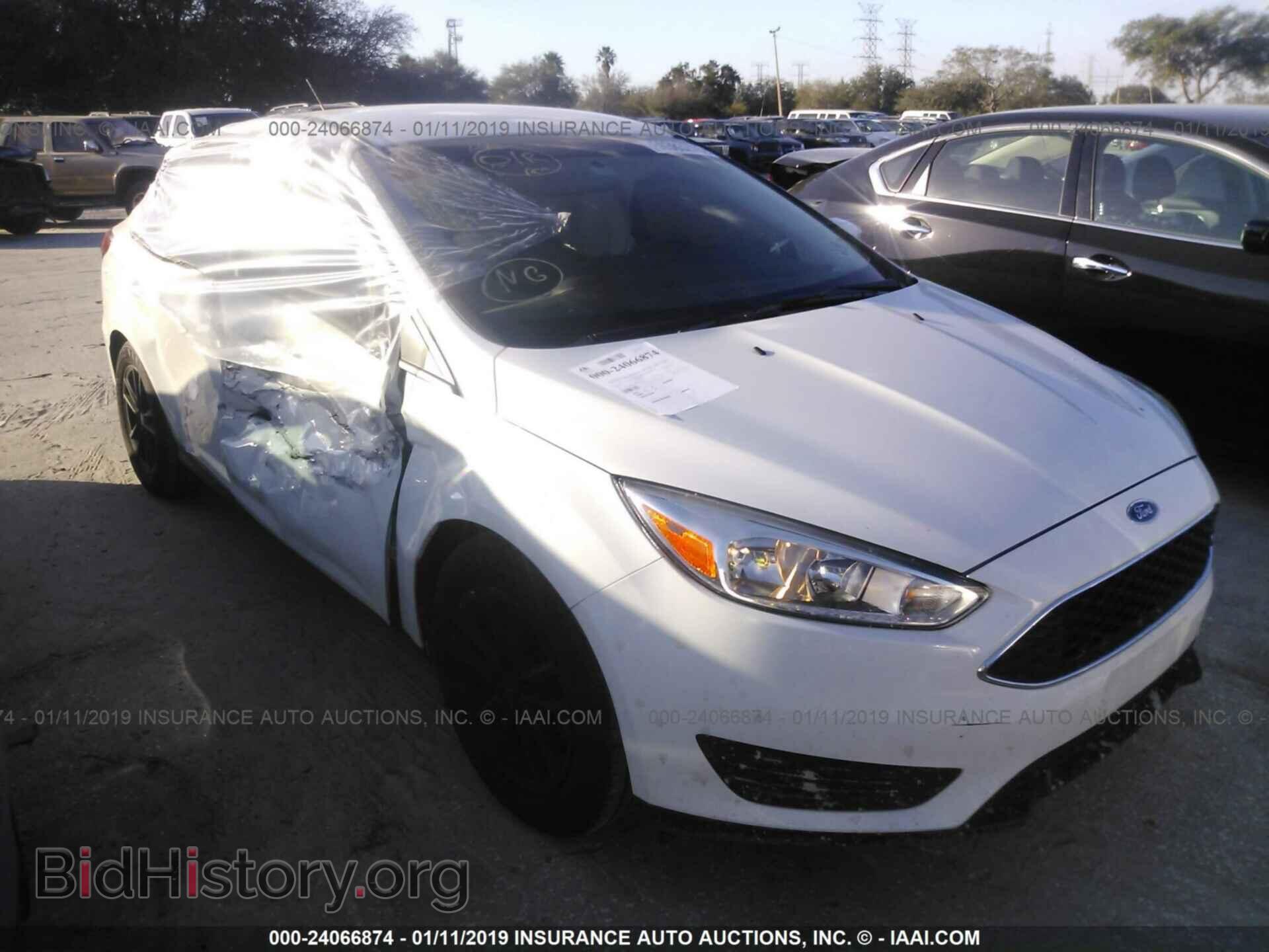 Фотография 1FADP3F20HL251950 - FORD FOCUS 2017