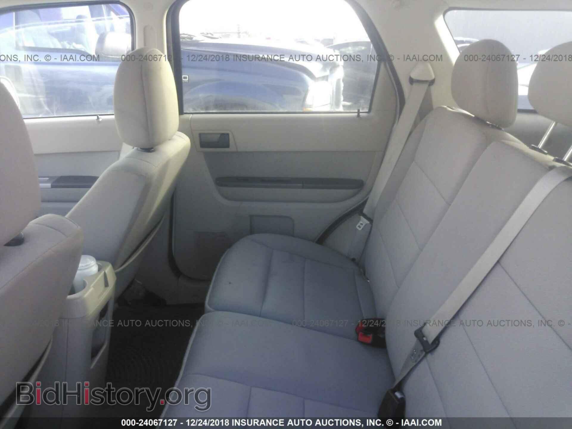 2011 FORD ESCAPE - VIN: 1FMCU9D79BKC39269 - Фото 8