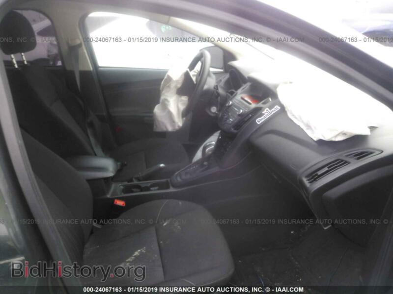 2016 Ford FOCUS (VIN 1FADP3K24GL245010) — фото 5 из 10