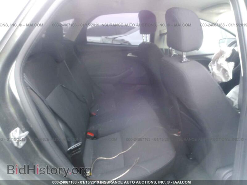 2016 Ford FOCUS (VIN 1FADP3K24GL245010) — фото 8 из 10