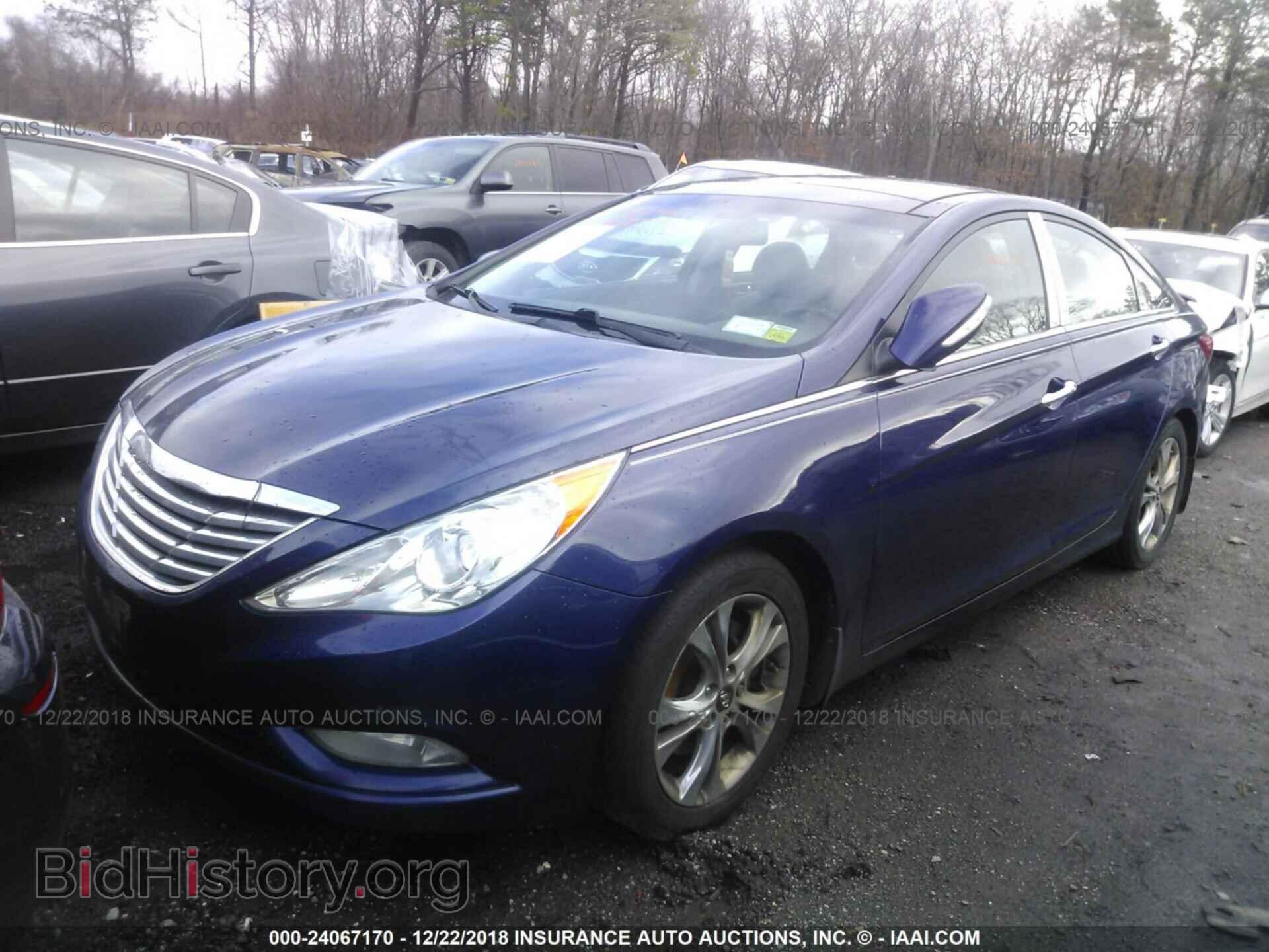 2012 Hyundai Sonata - VIN: 5NPEC4AC3CH406858 - Фото 2