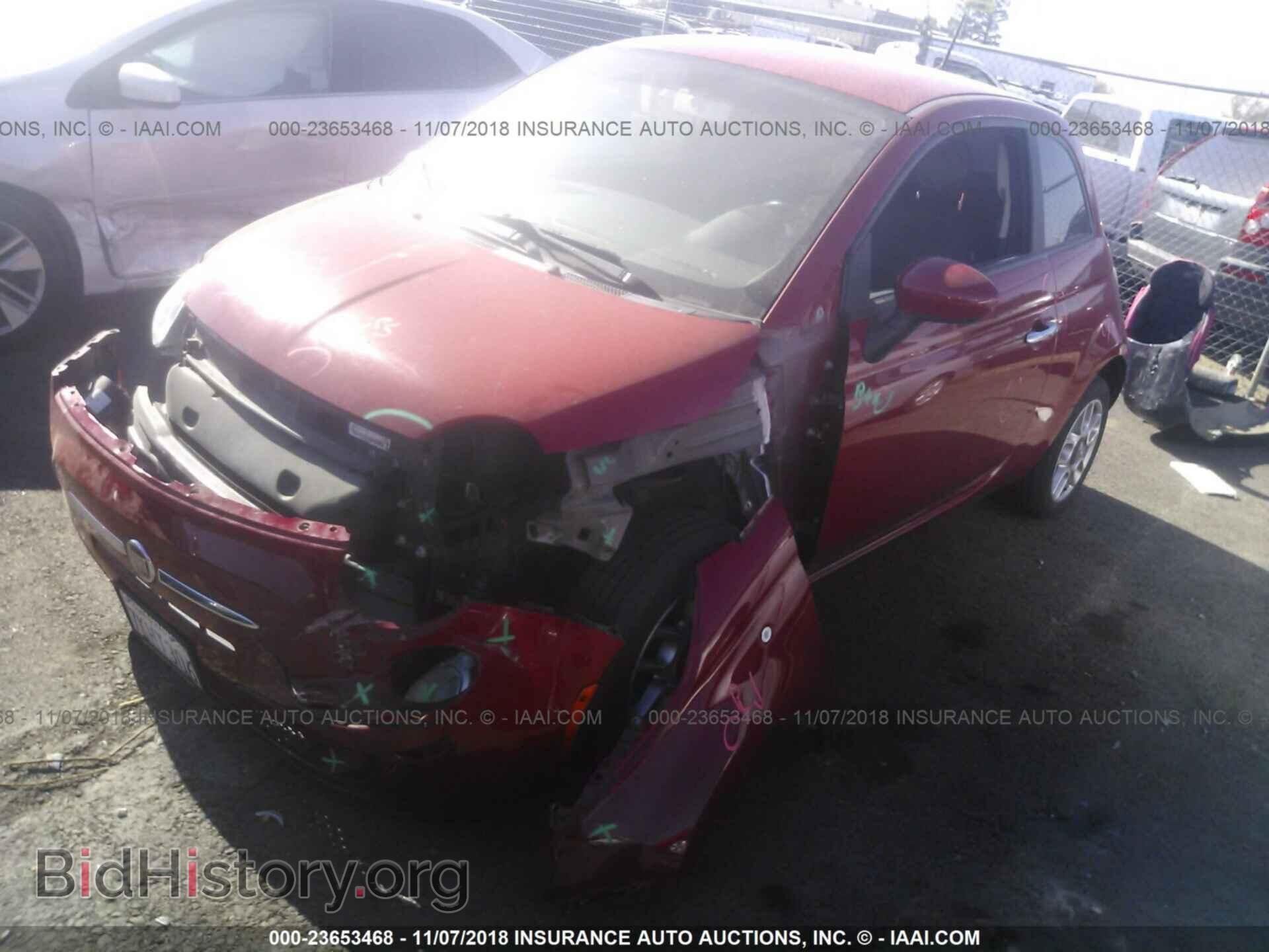 2013 FIAT 500 - VIN: 3C3CFFAR5DT606063 - Фото 2
