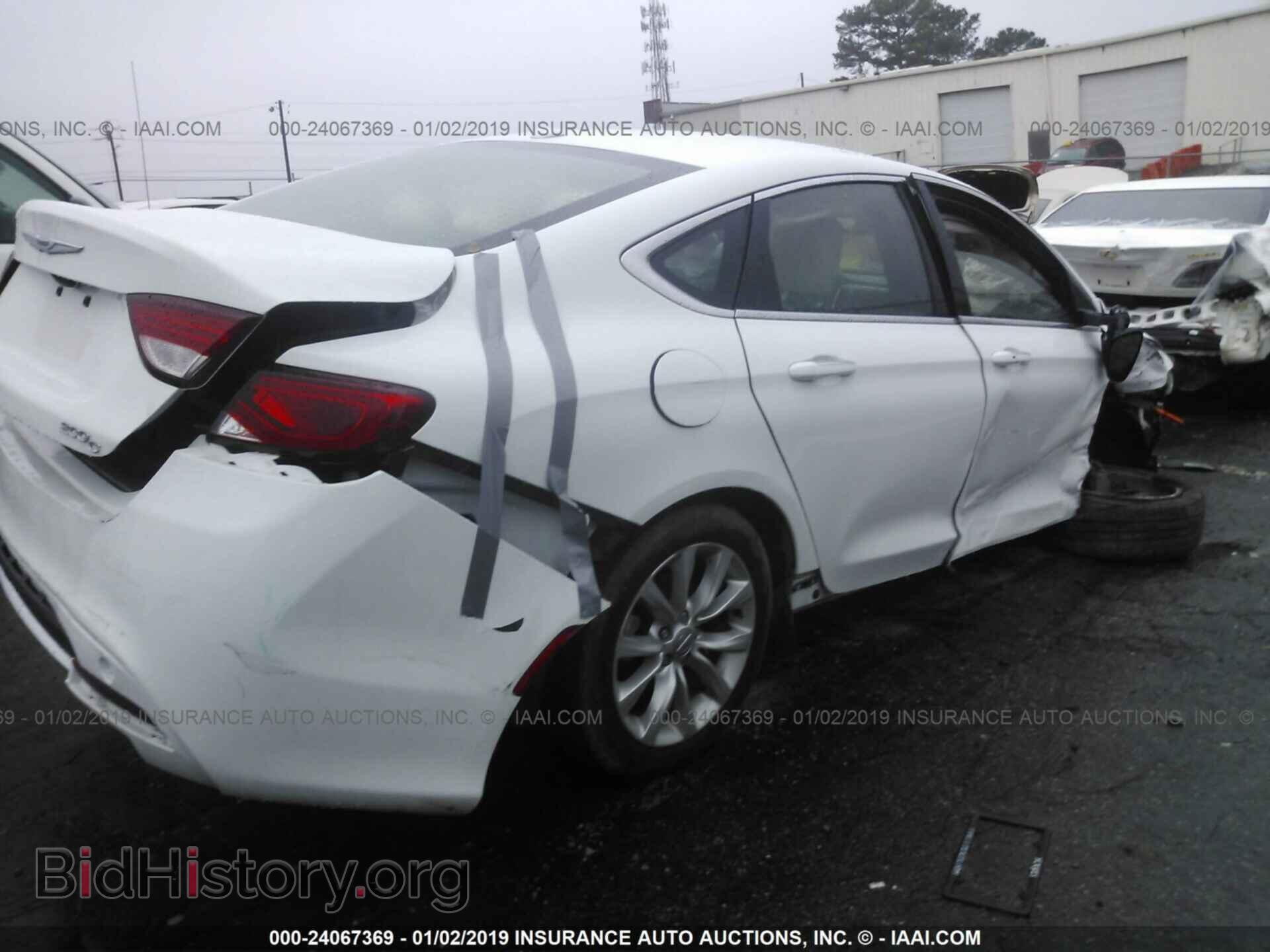2015 CHRYSLER 200 - VIN: 1C3CCCCB1FN603817 - Фото 4