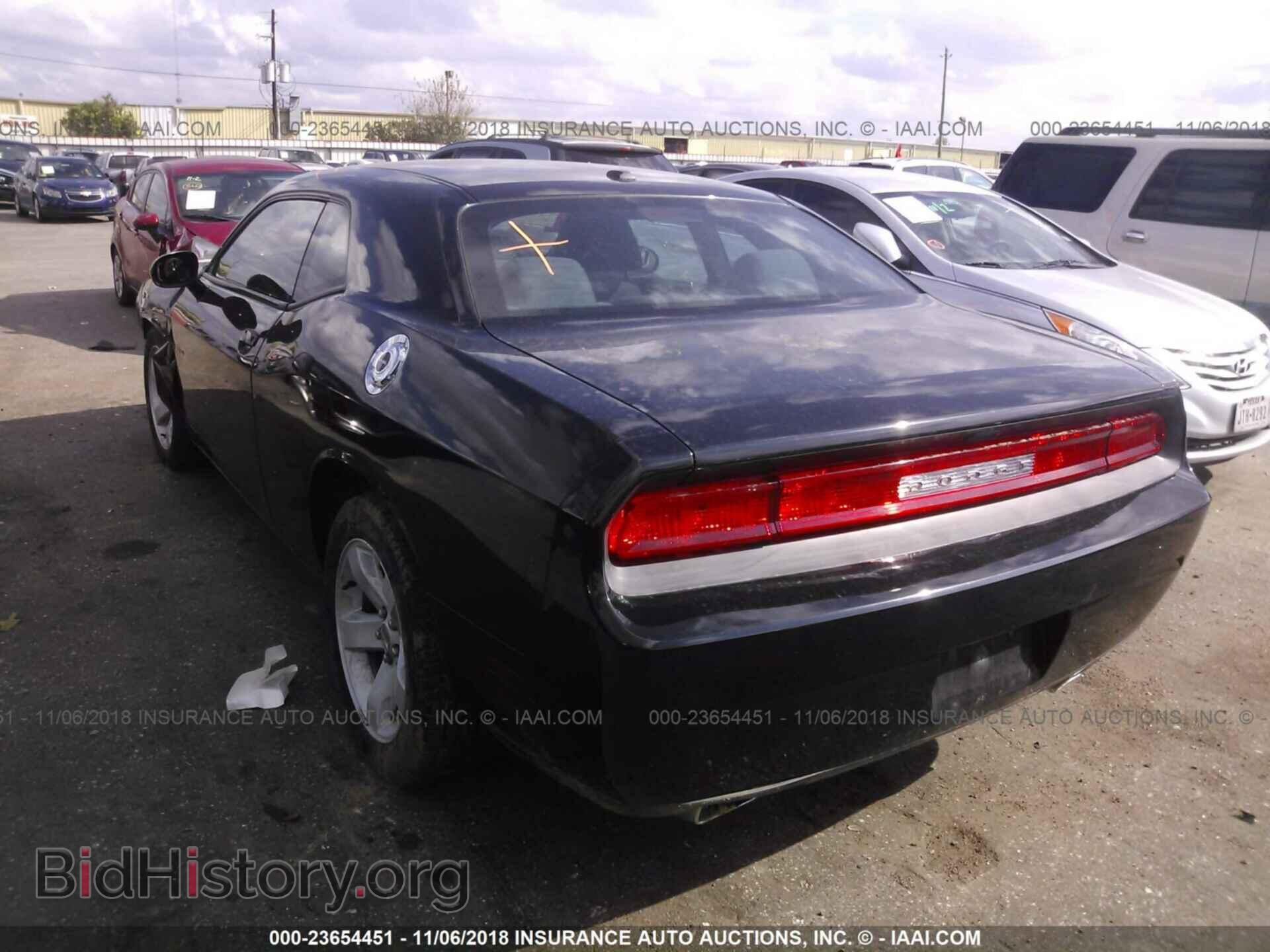 2014 DODGE CHALLENGER - VIN: 2C3CDYAG2EH229962 - Фото 3