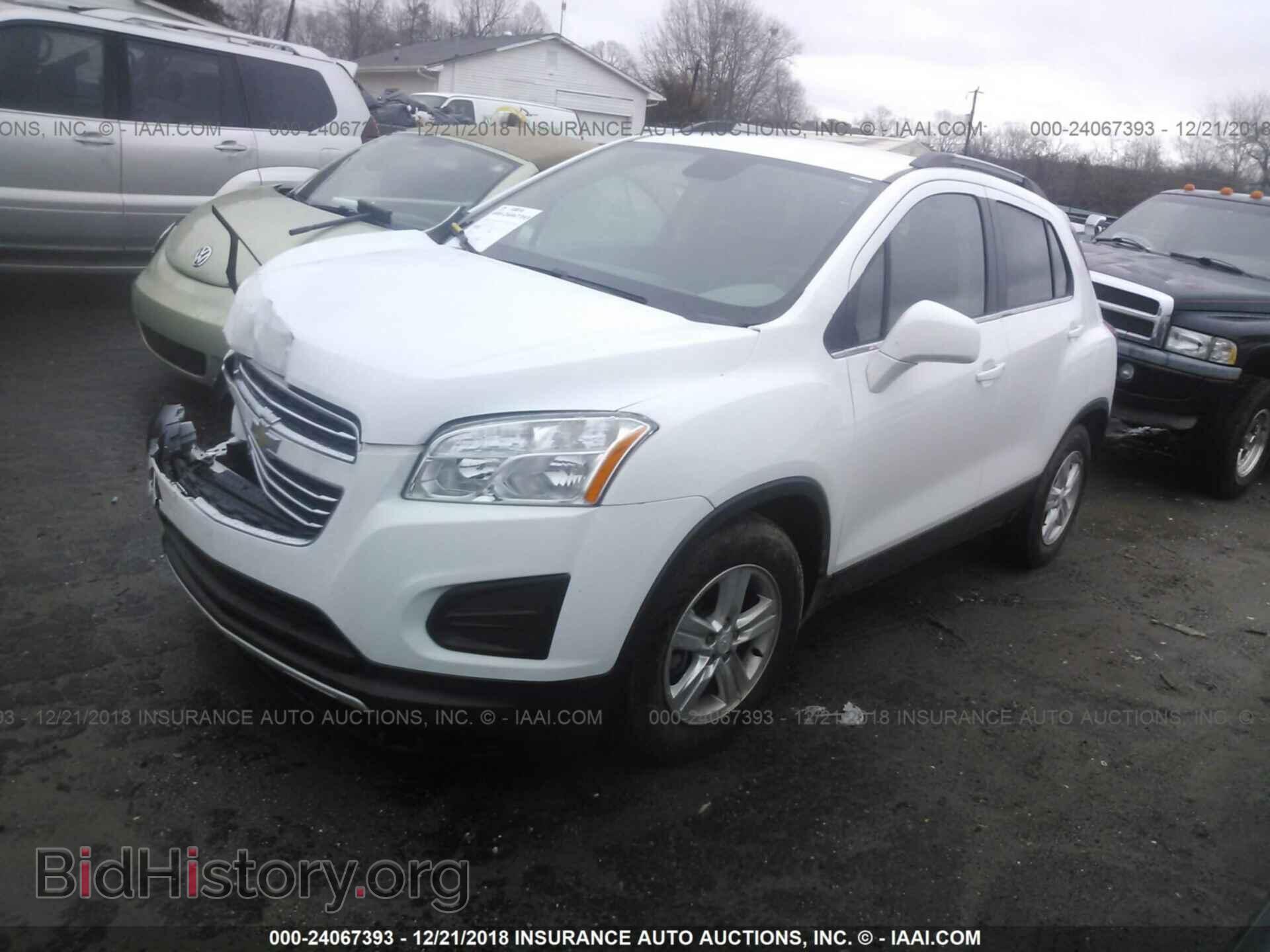 2016 CHEVROLET TRAX - VIN: 3GNCJLSB0GL186637 - Фото 2