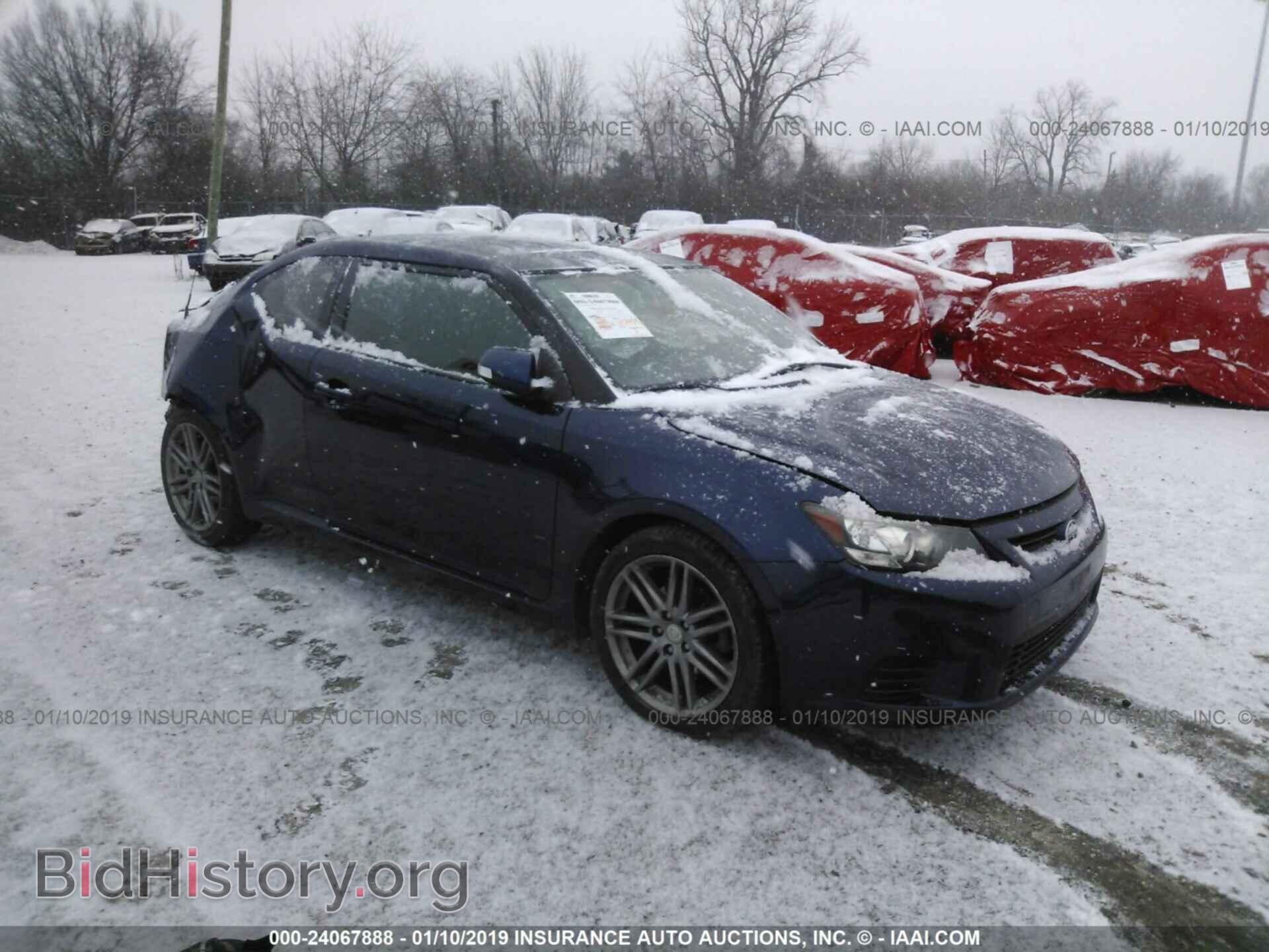 Фотография JTKJF5C71B3010295 - TOYOTA SCION TC 2011