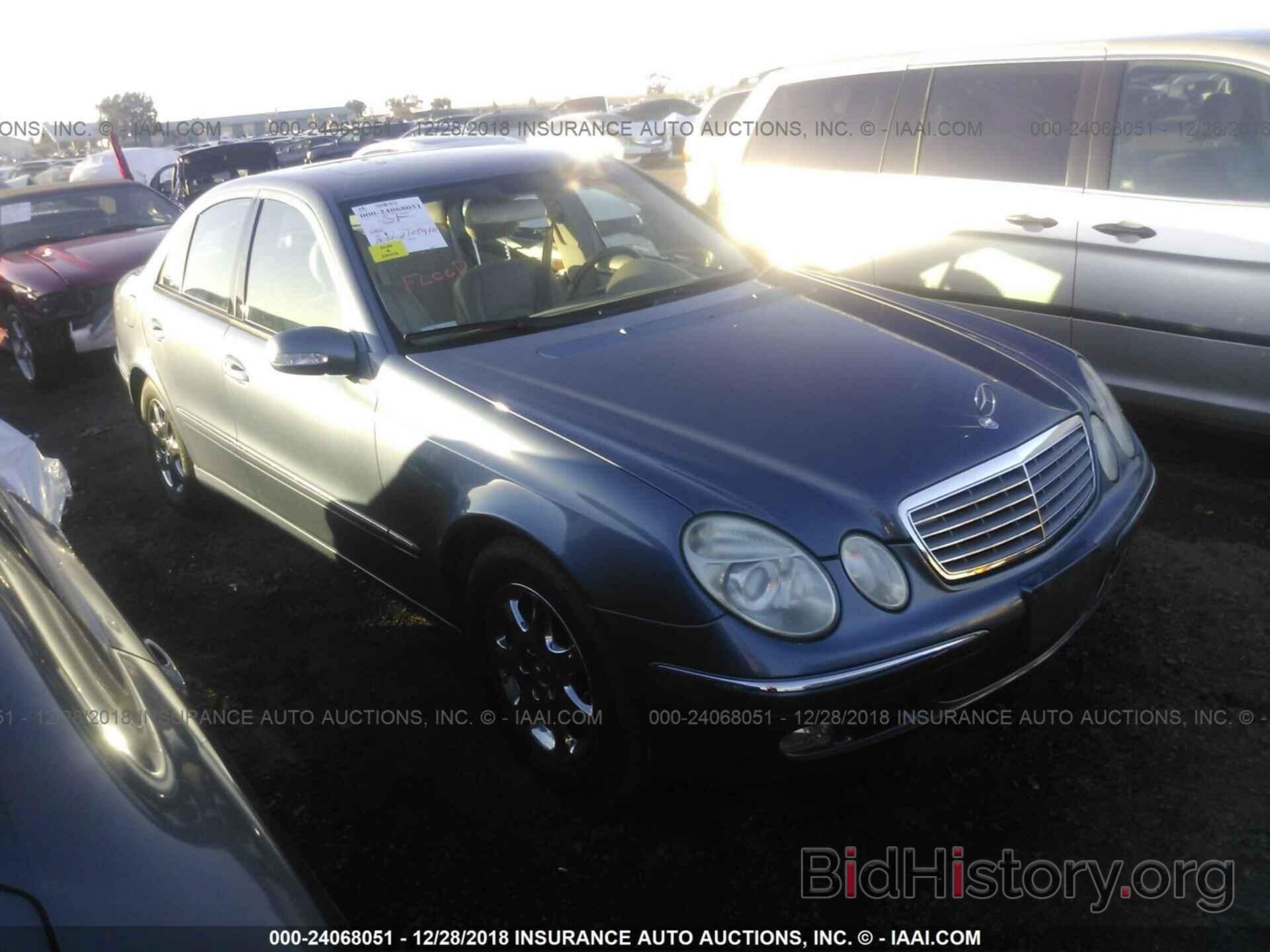 Photo WDBUF65J84A415909 - MERCEDES-BENZ E 2004