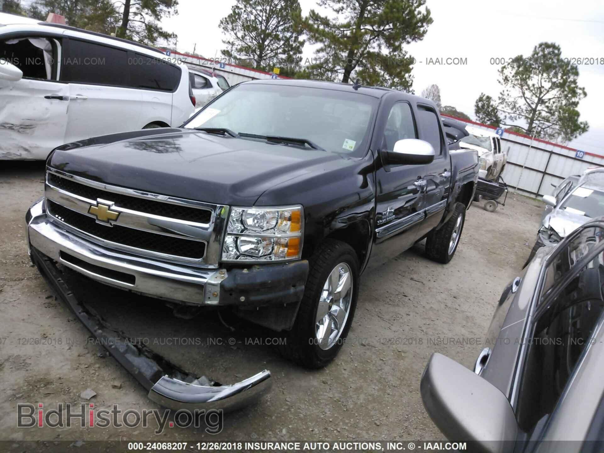 2011 CHEVROLET SILVERADO - VIN: 3GCPCSE01BG200345 - Фото 2
