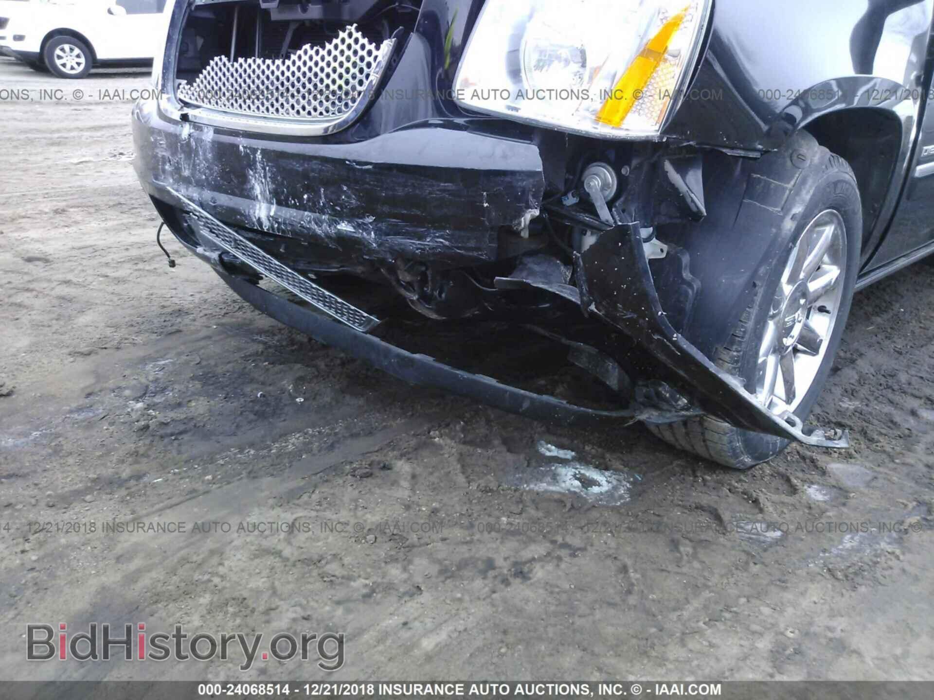 2011 GMC YUKON - VIN: 1GKS2EEF7BR179895 - Photo 6