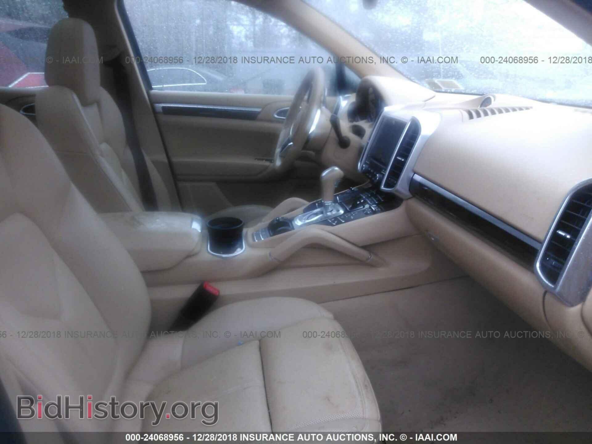 2017 PORSCHE CAYENNE - VIN: WP1AA2A22HKA80607 - Фото 5