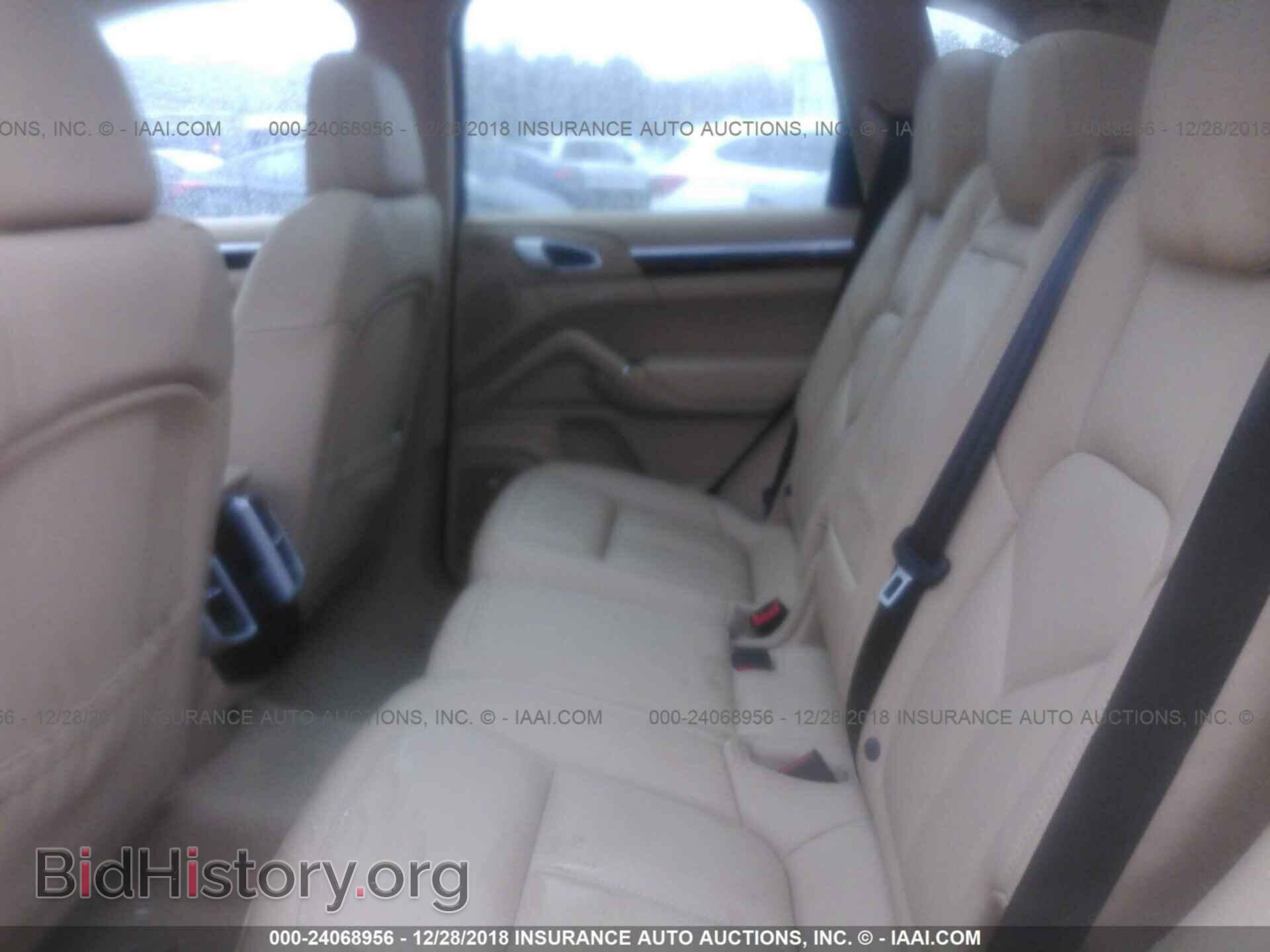 2017 PORSCHE CAYENNE - VIN: WP1AA2A22HKA80607 - Фото 8