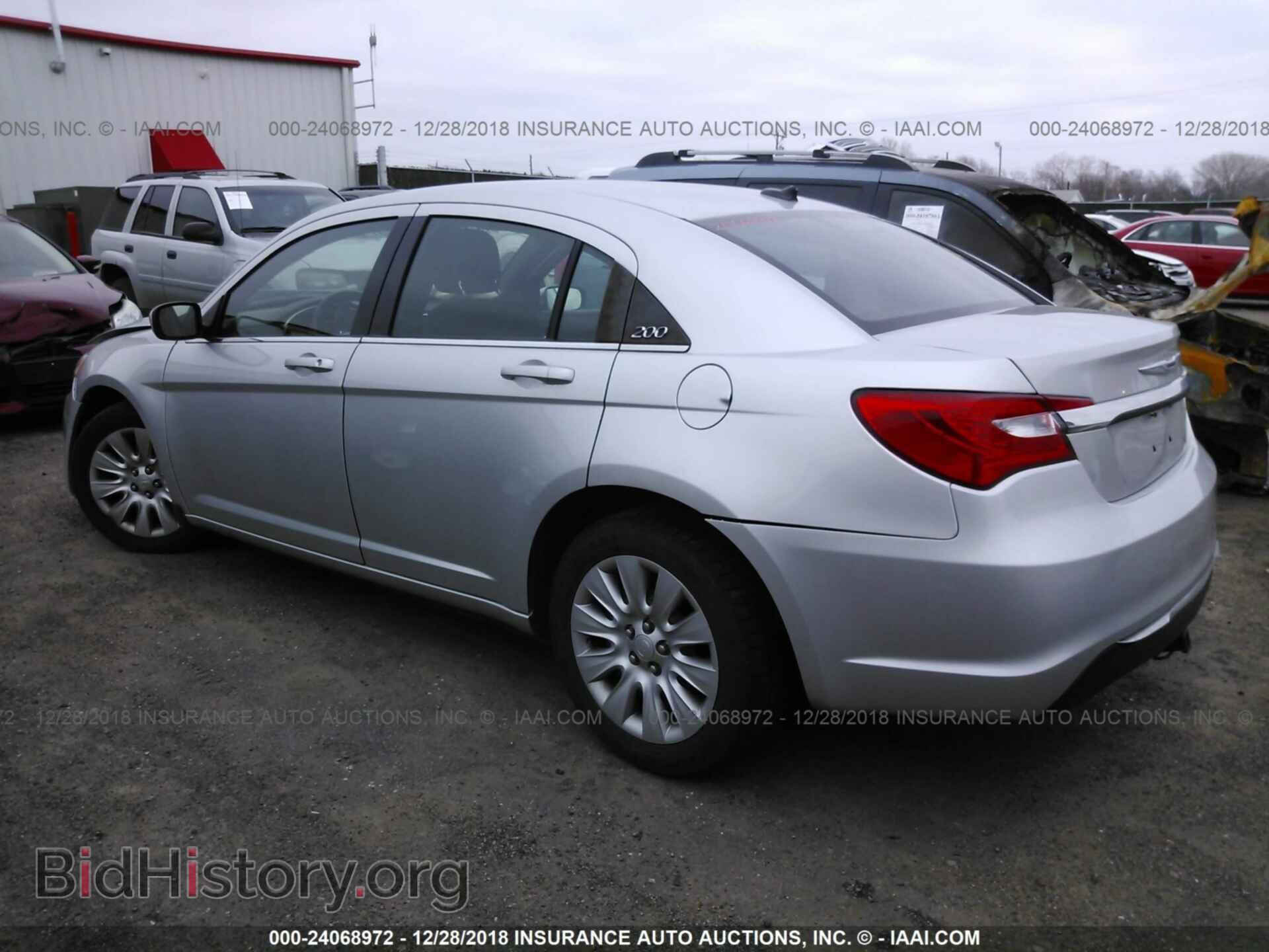 2012 CHRYSLER 200 - VIN: 1C3CCBAB4CN296068 - Фото 3