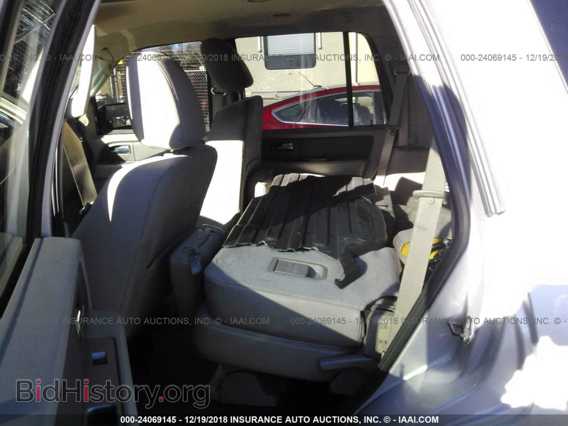 2013 Ford Expedition - VIN: 1FMJU1G58DEF47733 - Фото 8