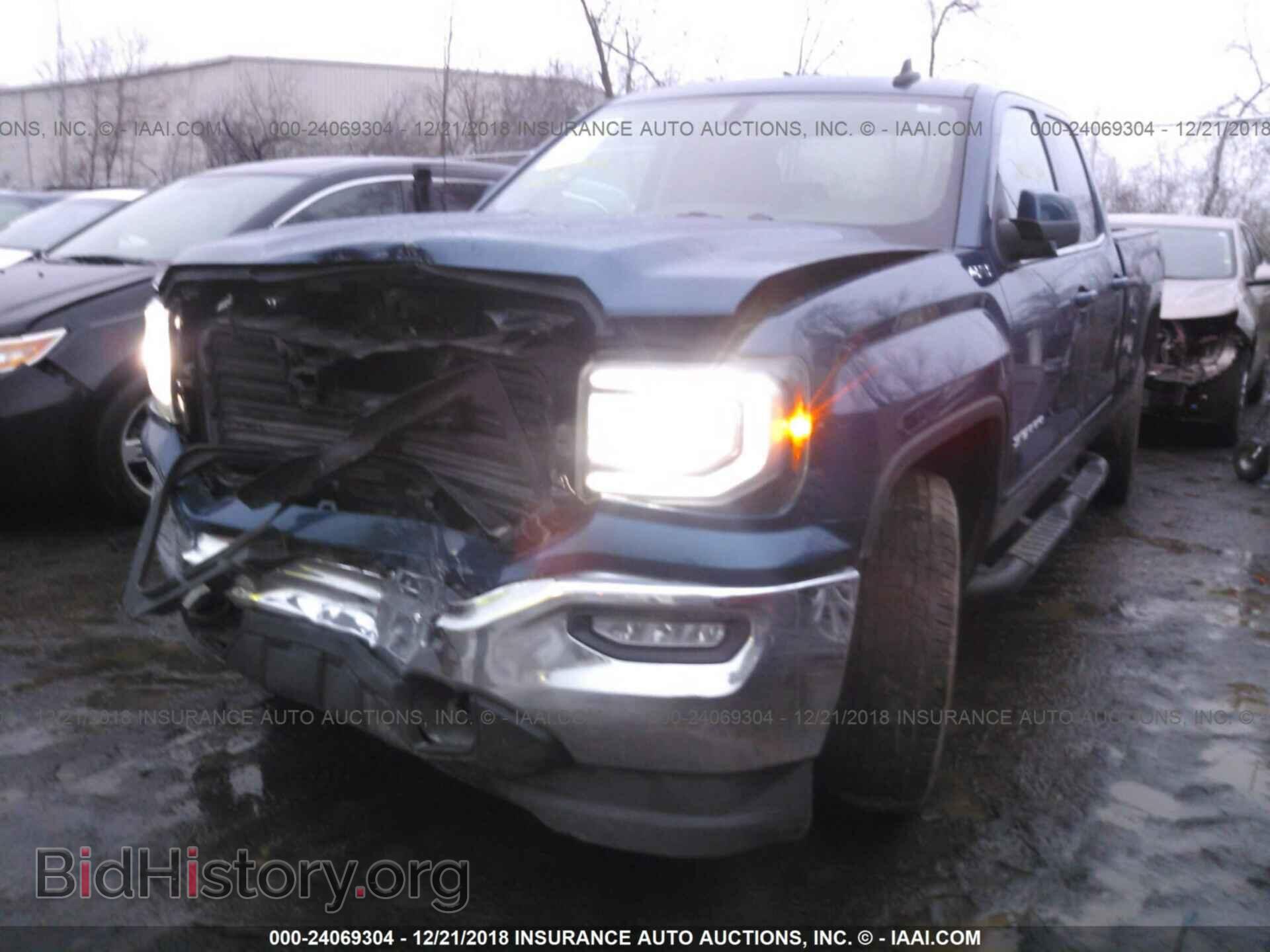 2017 GMC SIERRA - VIN: 1GTV2MEC6HZ144590 - Фото 2