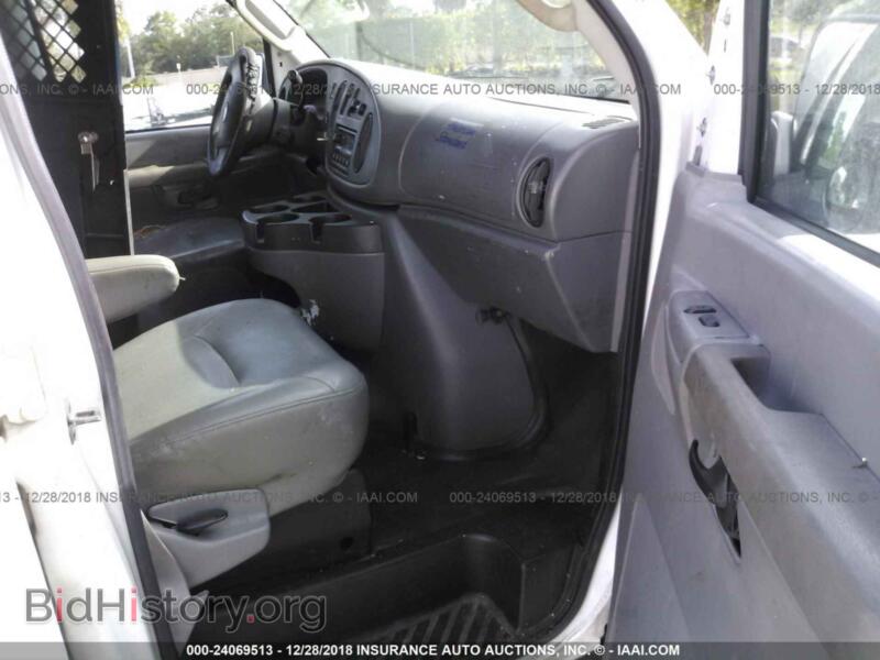 2008 Ford ECONOLINE (VIN 1FTNE14WX8DA33992) — фото 5 из 10