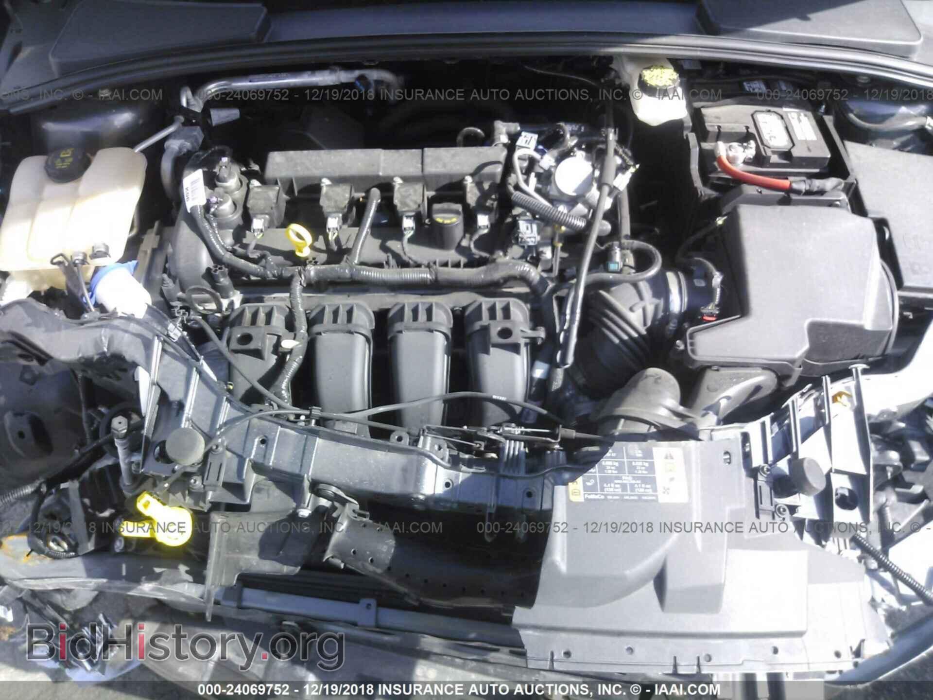 2018 Ford Focus - VIN: 1FADP3F29JL288520 - Photo 10