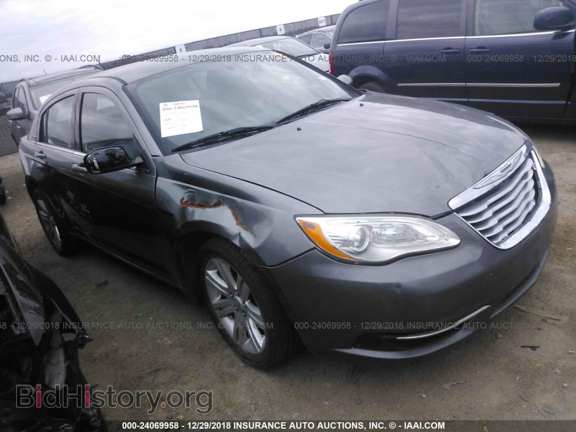 Photo 1C3CCBAB0DN705782 - CHRYSLER 200 2013