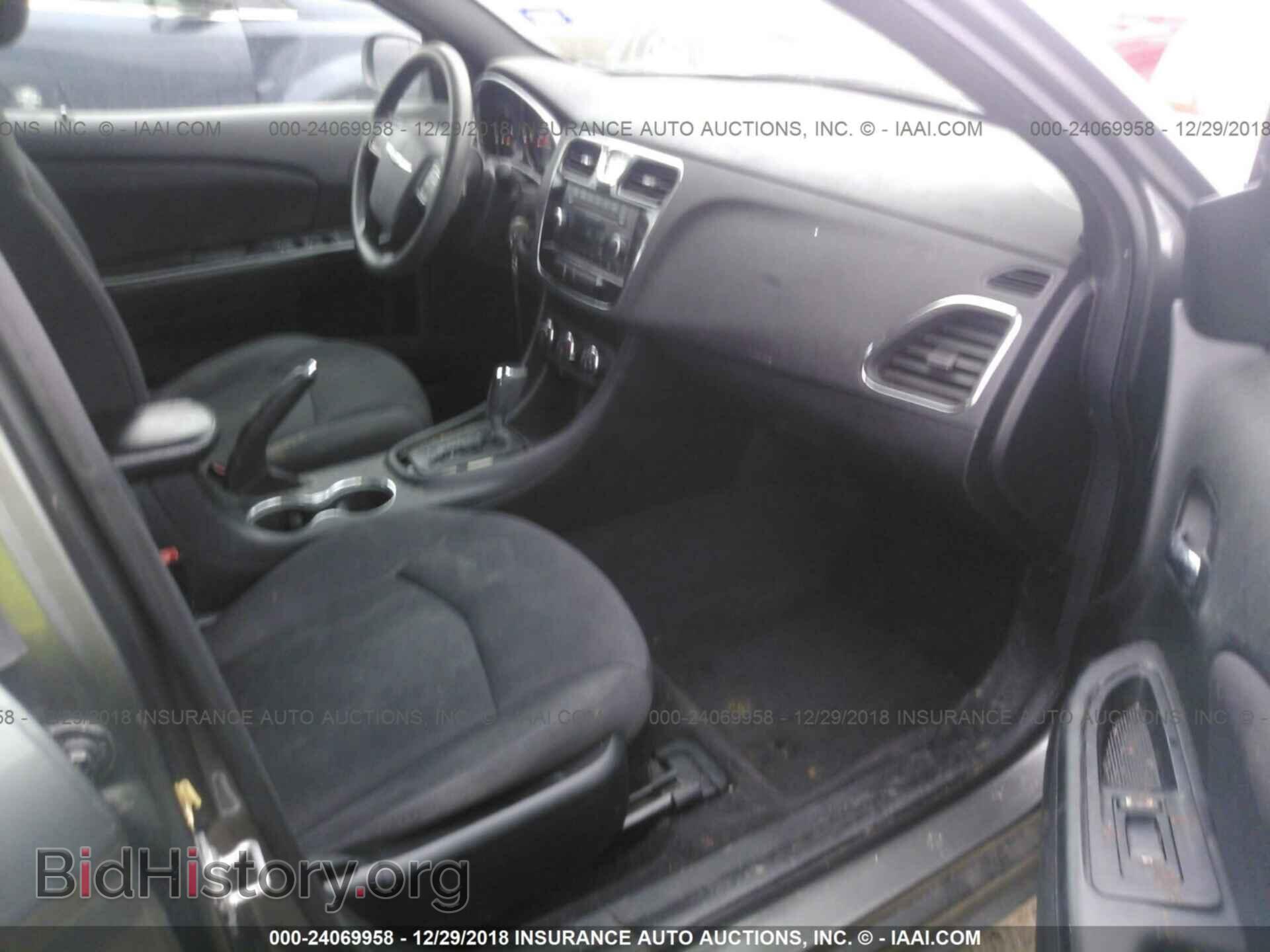 2013 CHRYSLER 200 - VIN: 1C3CCBAB0DN705782 - Photo 5