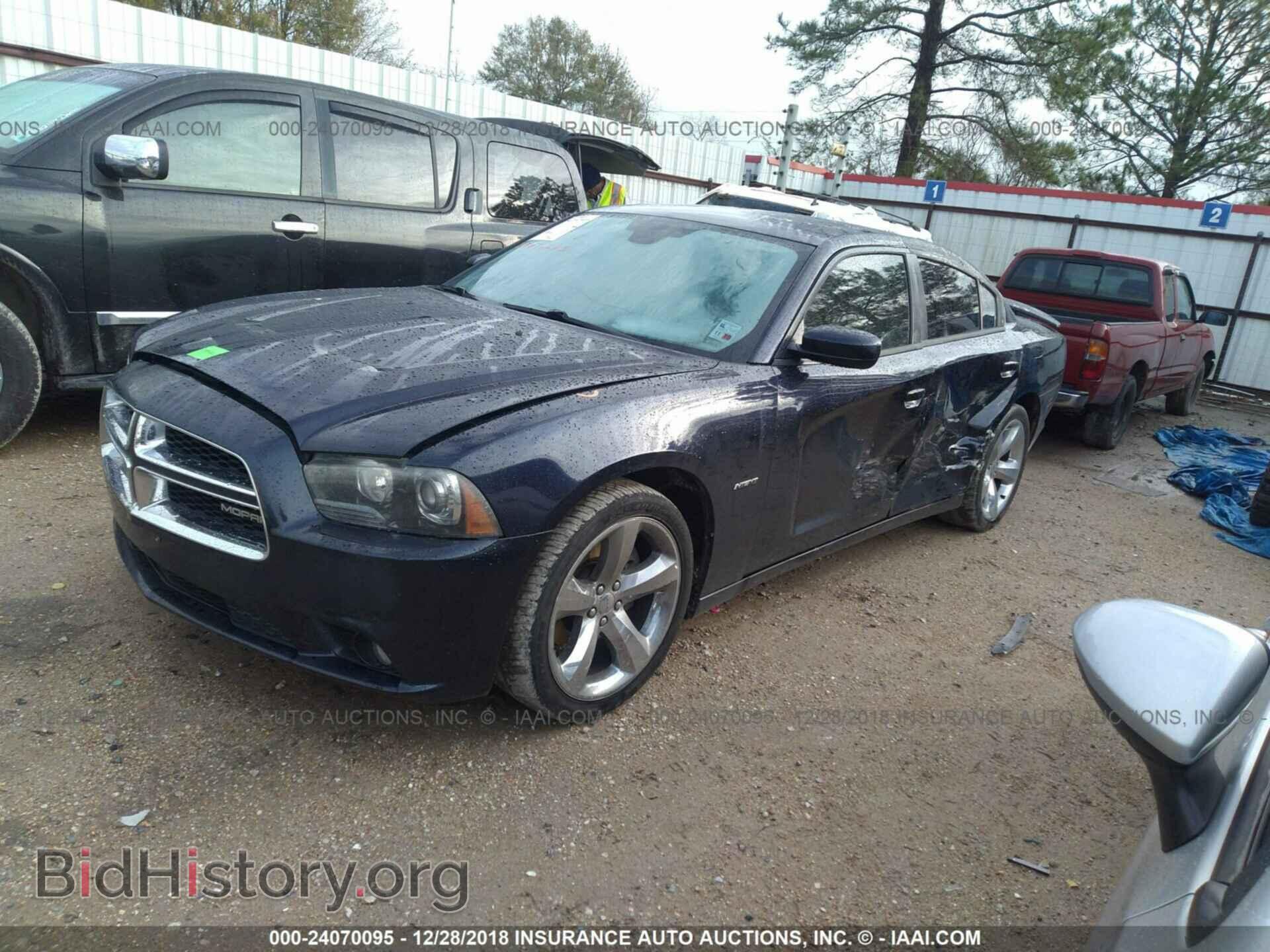 2011 DODGE CHARGER - VIN: 2B3CL5CT7BH512345 - Photo 2