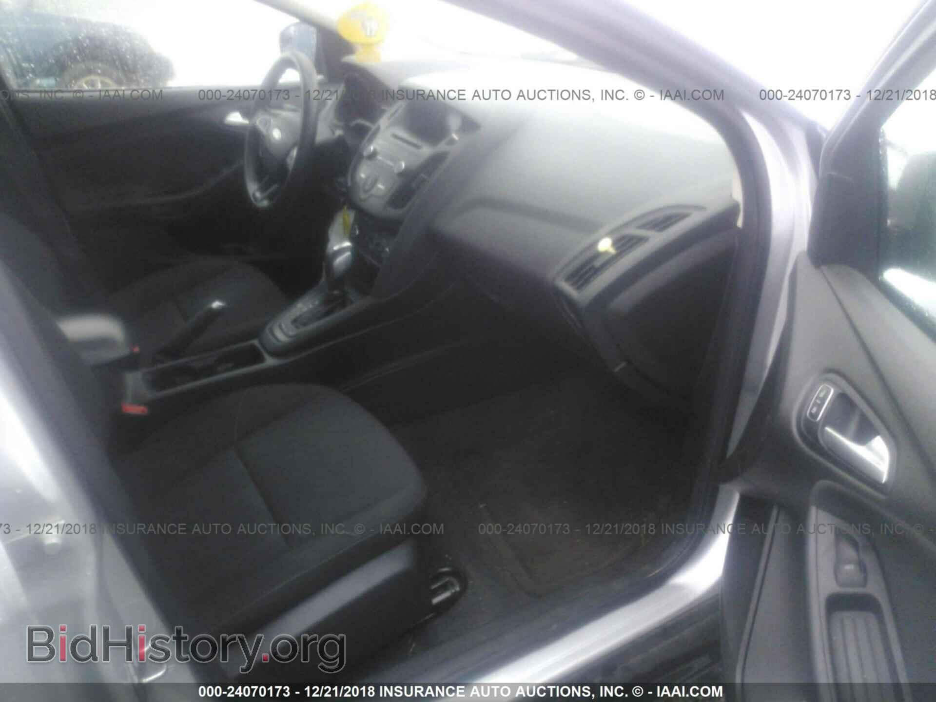 2016 FORD FOCUS - VIN: 1FADP3F23GL290403 - Photo 5