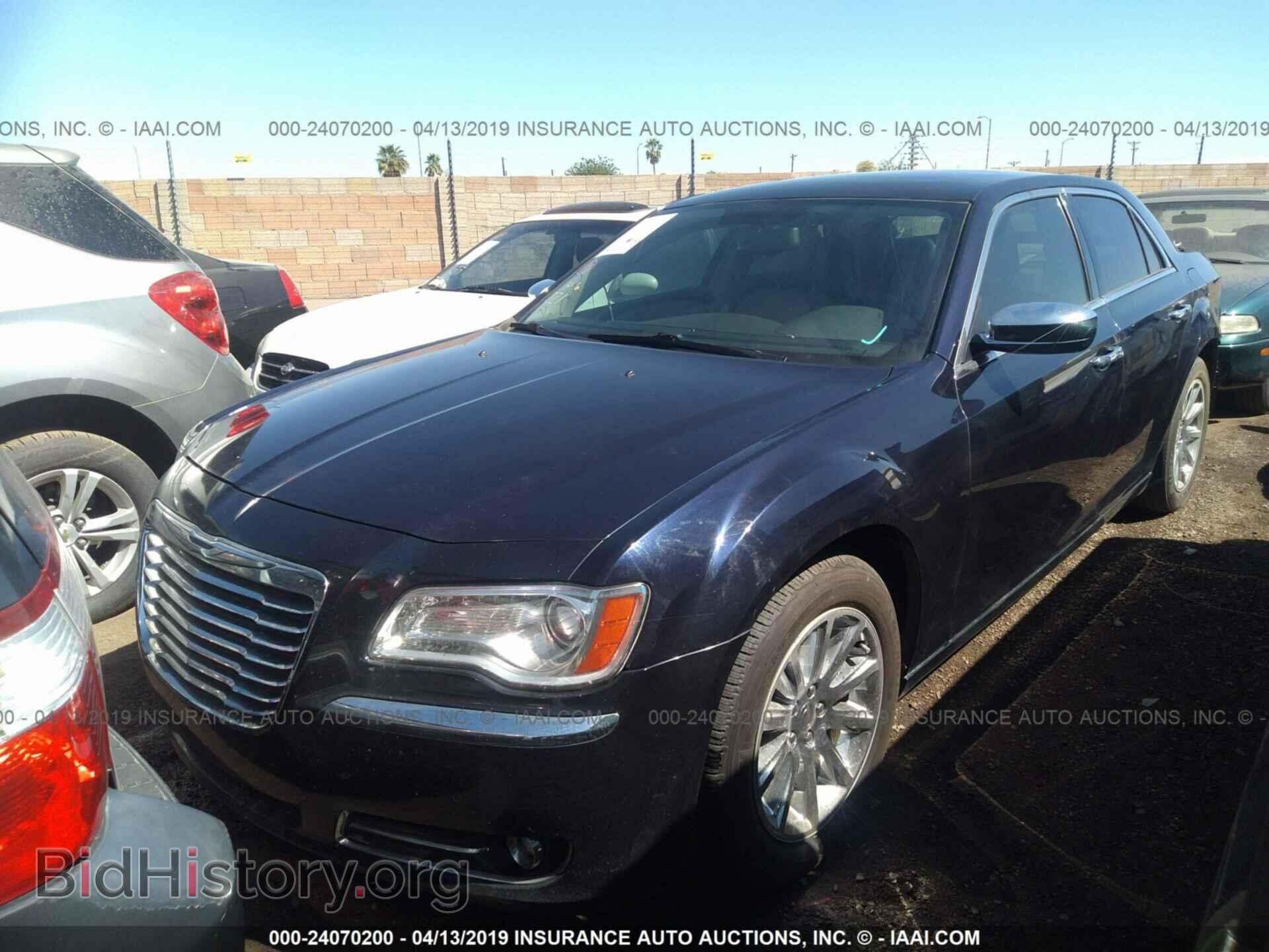 2012 CHRYSLER 300 - VIN: 2C3CCACG4CH274082 - Фото 2
