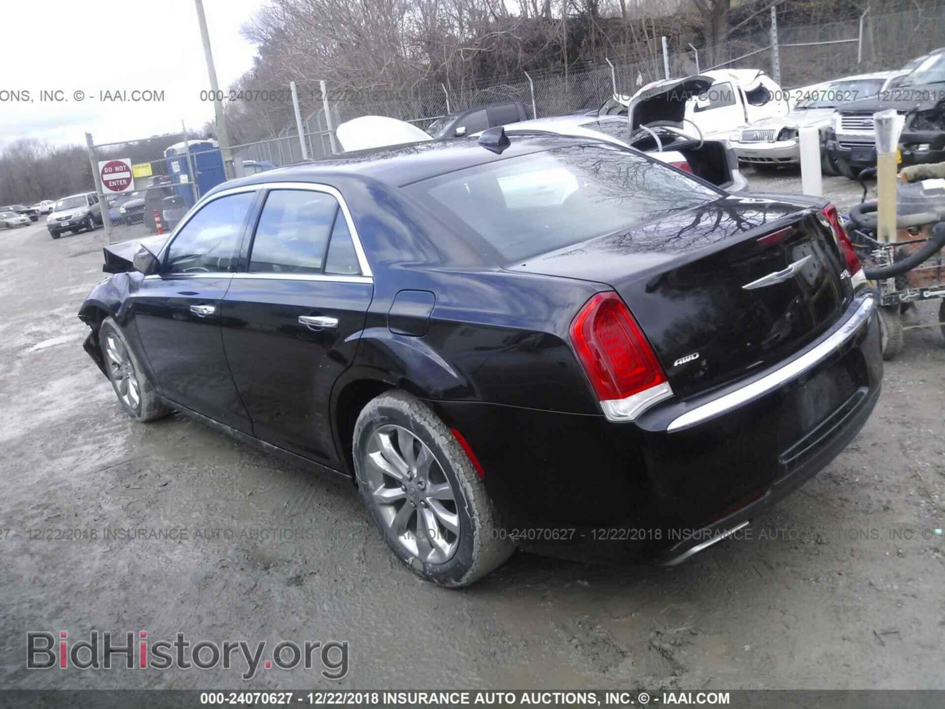 2016 CHRYSLER 300C - VIN: 2C3CCAKG8GH192329 - Фото 3