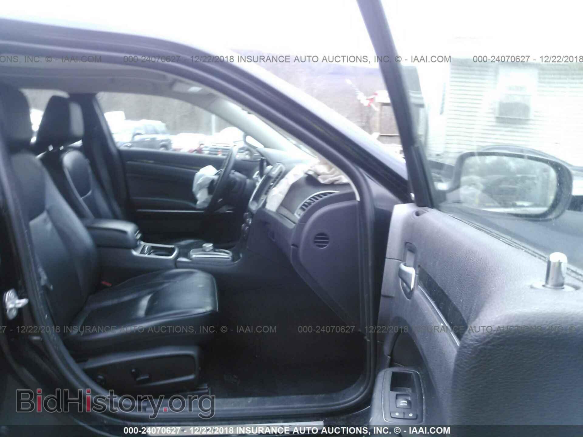 2016 CHRYSLER 300C - VIN: 2C3CCAKG8GH192329 - Фото 5