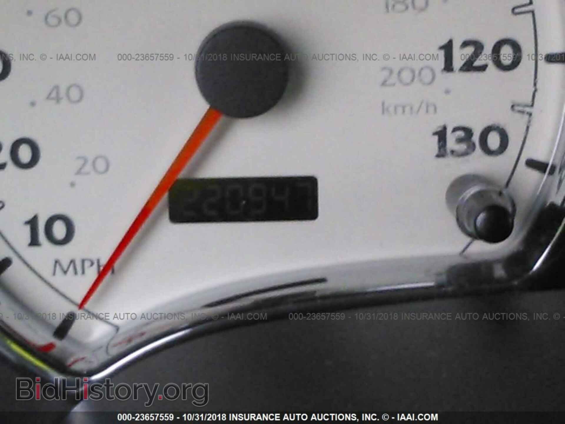 2005 SATURN VUE - VIN: 5GZCZ53425S829385 - Фото 7