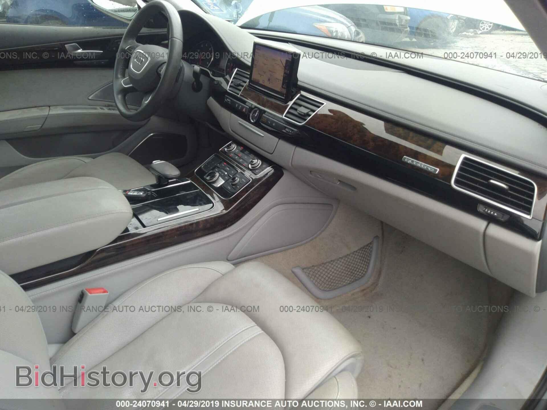 2011 AUDI A8 - VIN: WAURVAFD1BN013836 - Фото 5