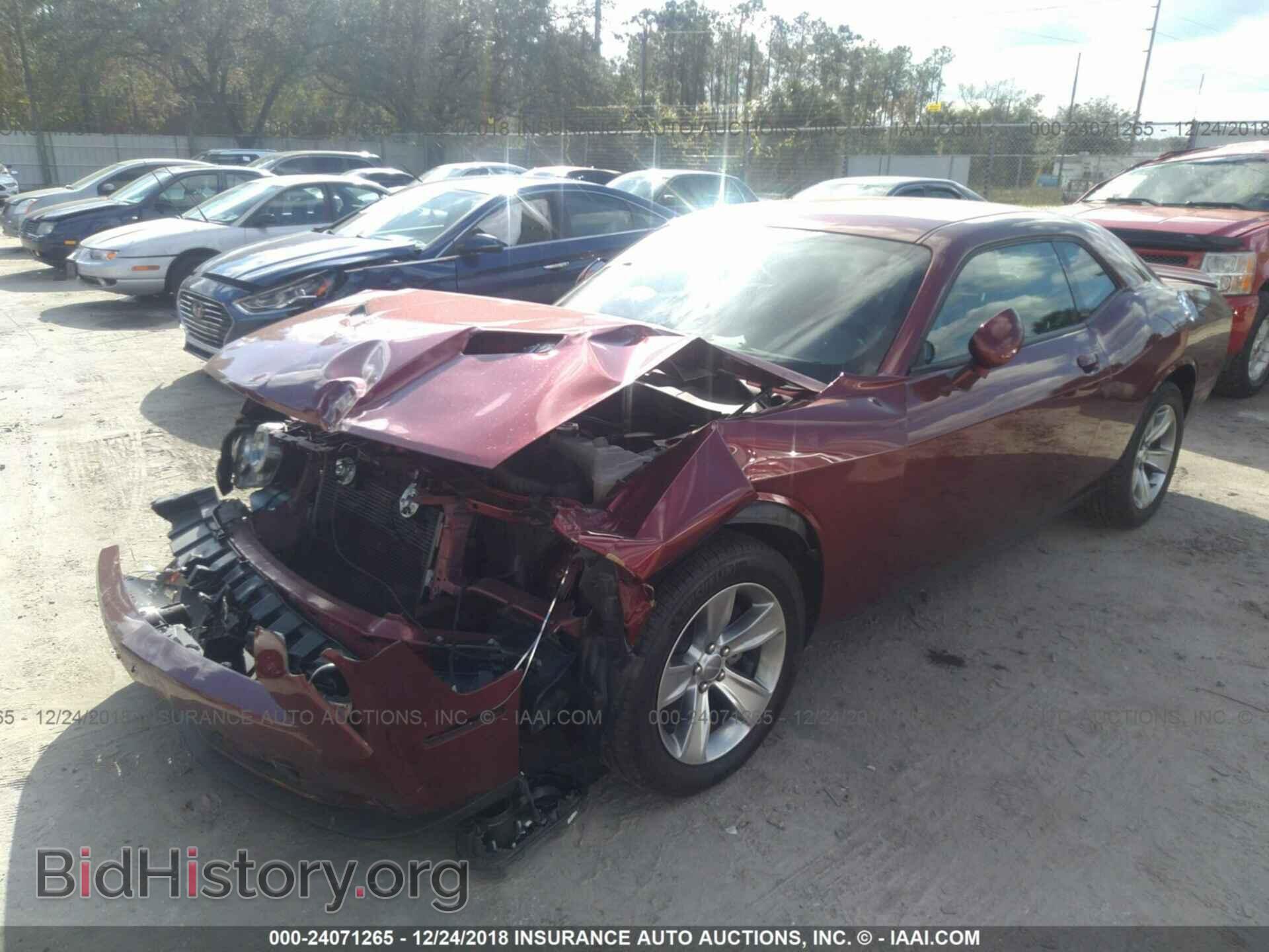 2018 DODGE CHALLENGER - VIN: 2C3CDZAG0JH241575 - Photo 2