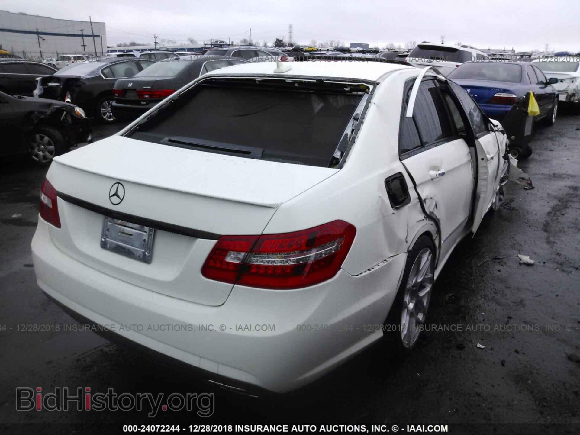 2011 MERCEDES-BENZ E - VIN: WDDHF8HB2BA455621 - Фото 4