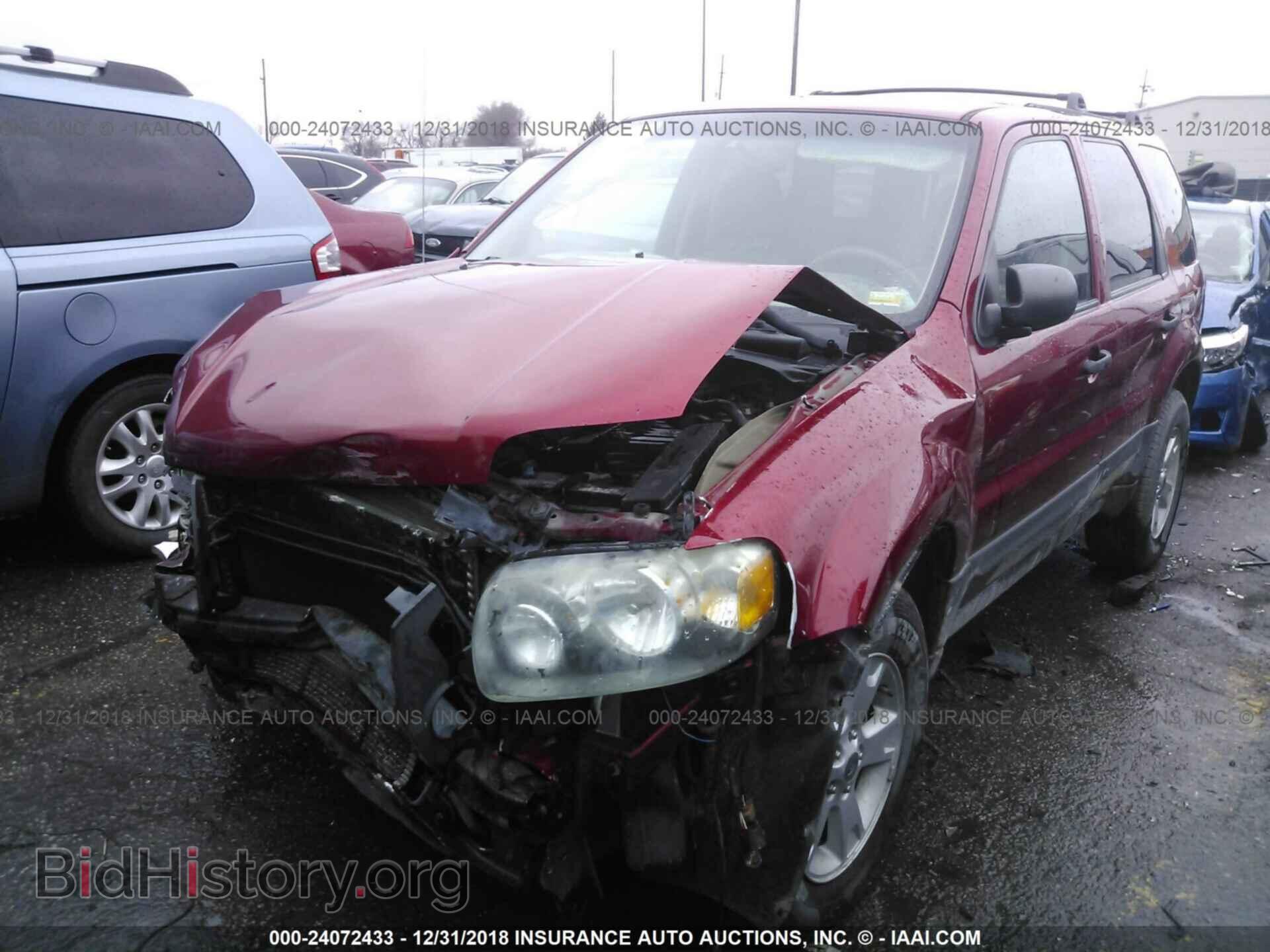 2005 FORD ESCAPE - VIN: 1FMYU93165DA06932 - Фото 2