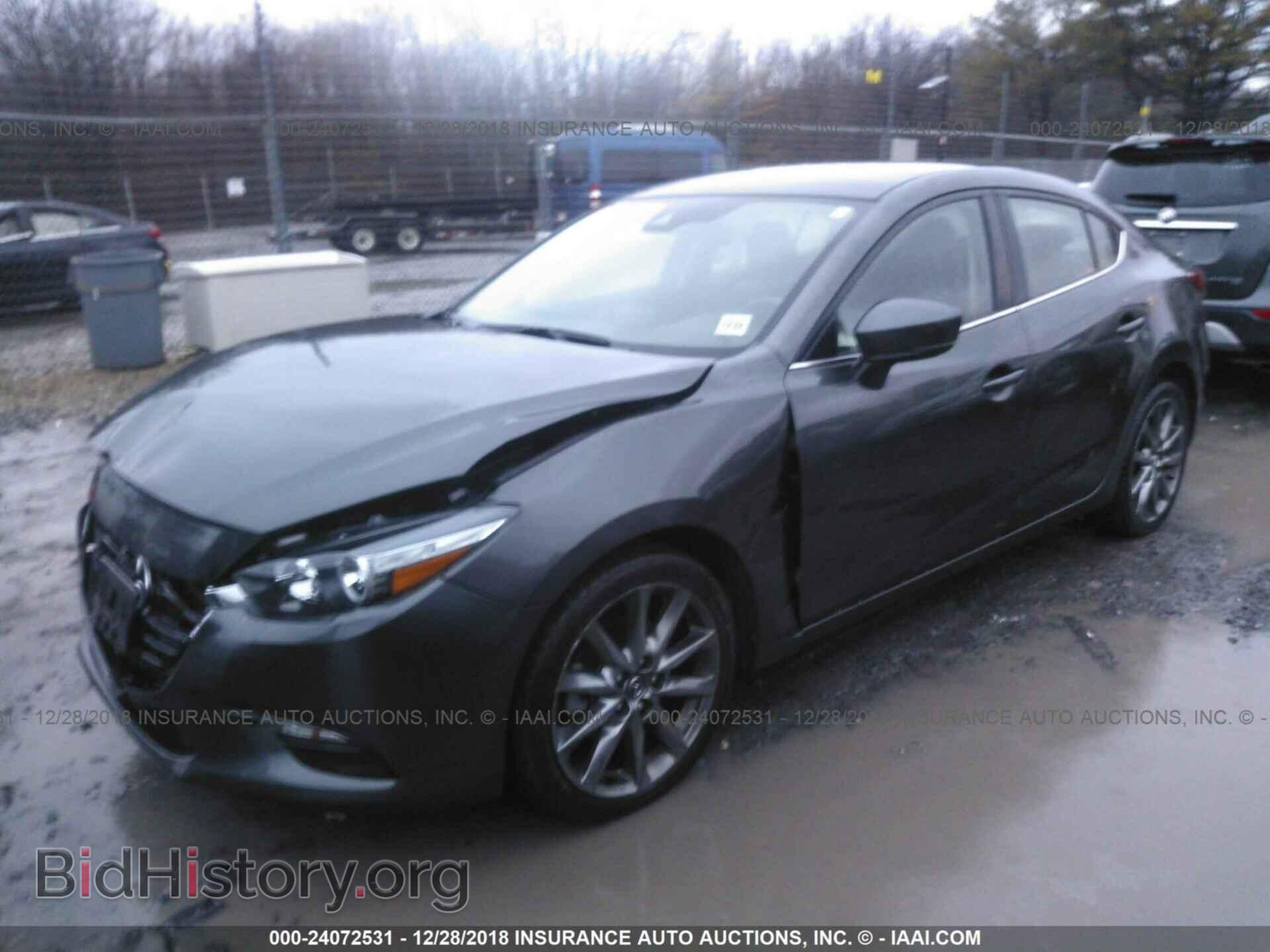 2018 MAZDA 3 - VIN: 3MZBN1V38JM158729 - Фото 2