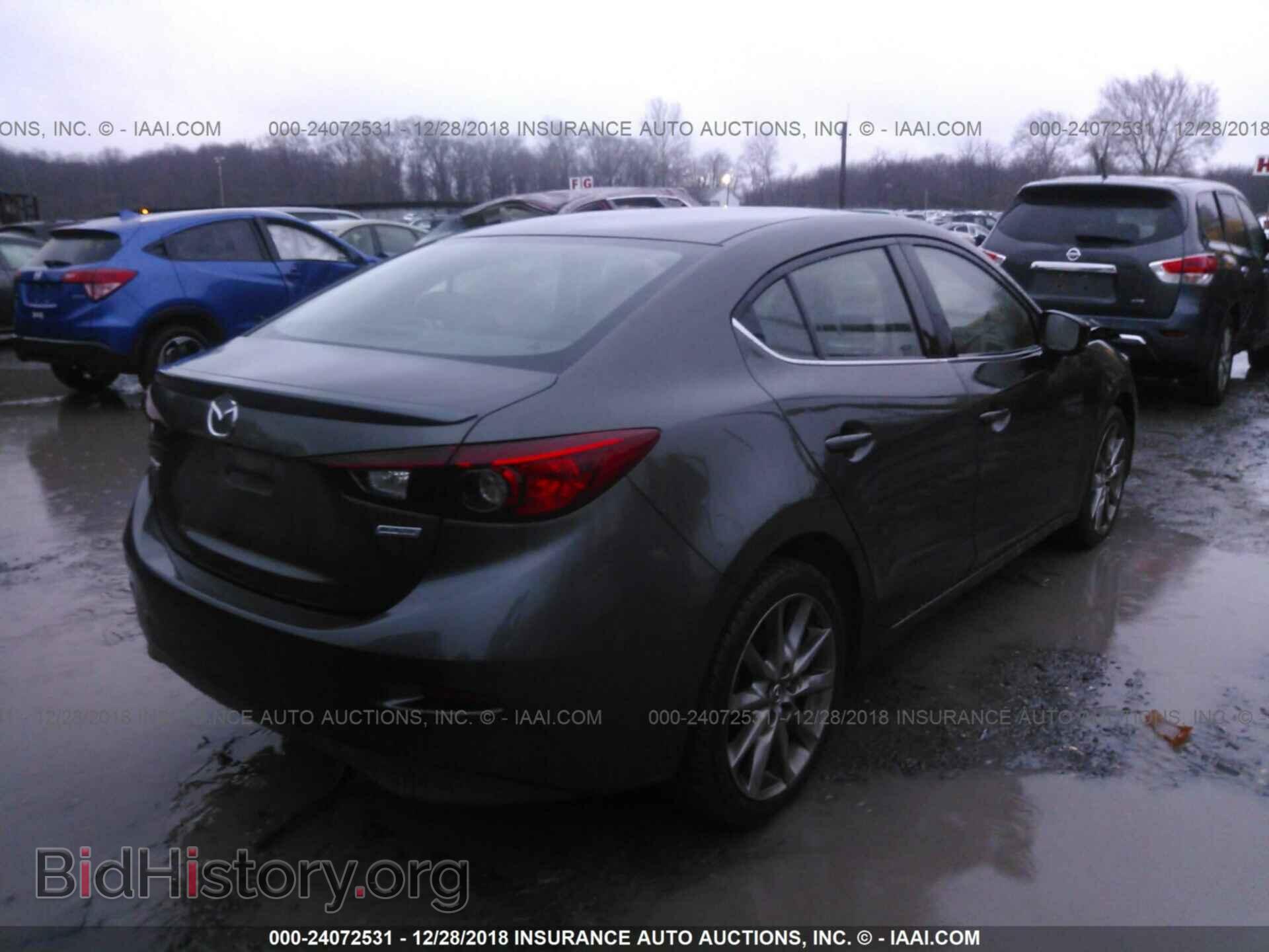 2018 MAZDA 3 - VIN: 3MZBN1V38JM158729 - Фото 4
