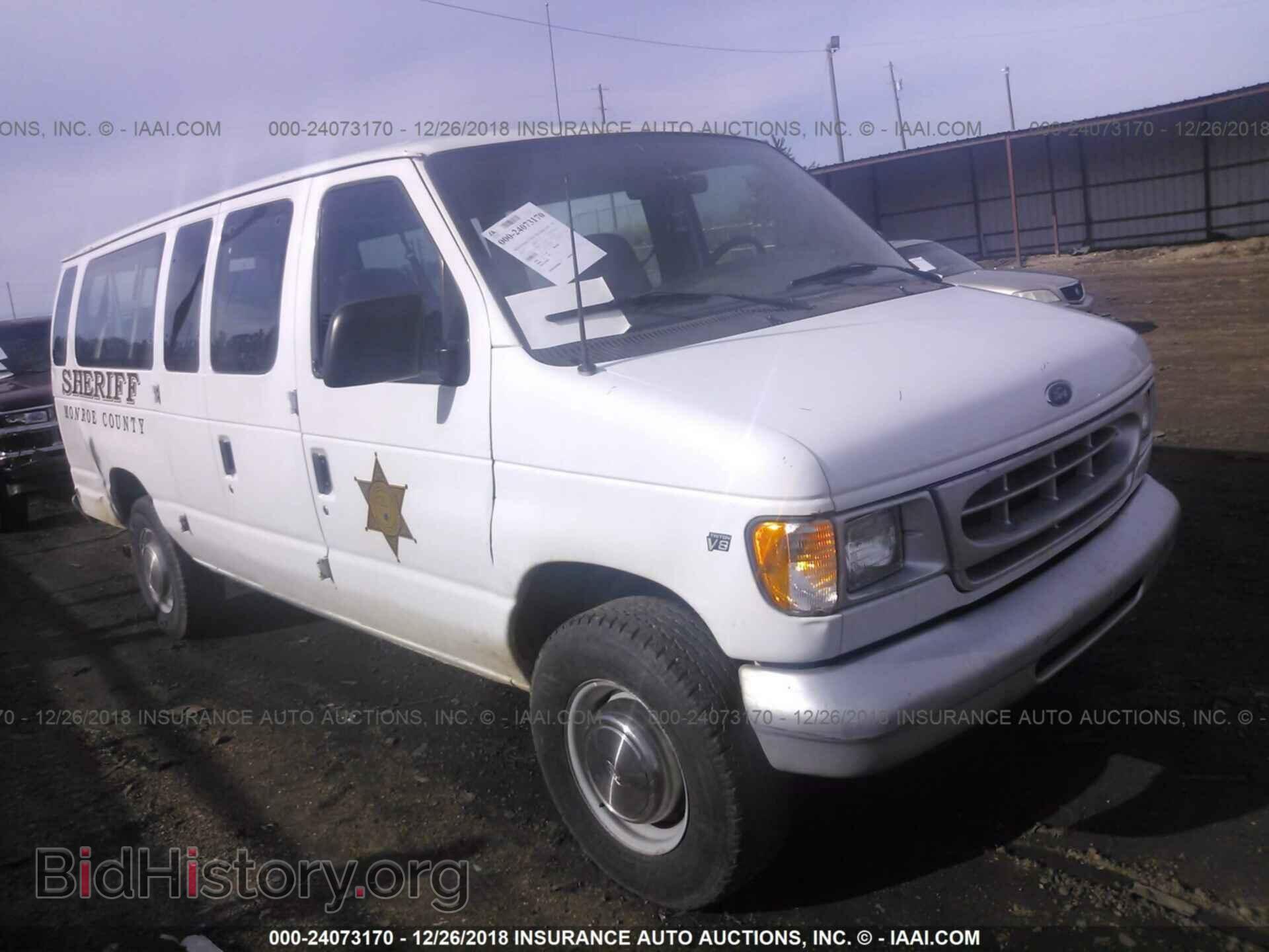 Photo 1FBSS31L2YHB68026 - FORD ECONOLINE 2000