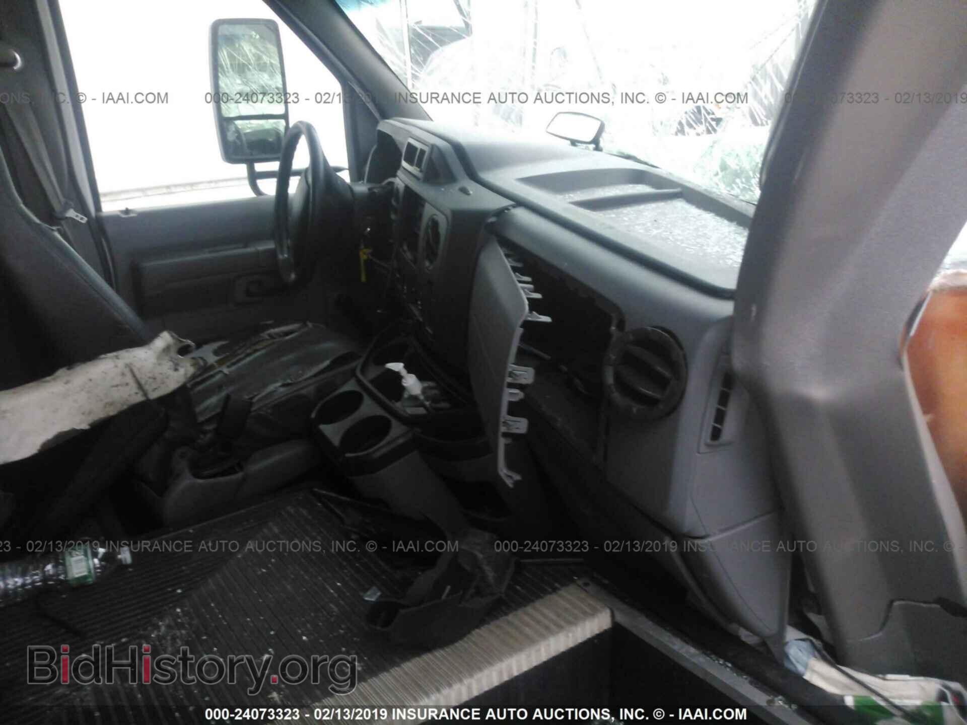2011 FORD ECONOLINE - VIN: 1FDFE4FSXBDB10136 - Photo 5