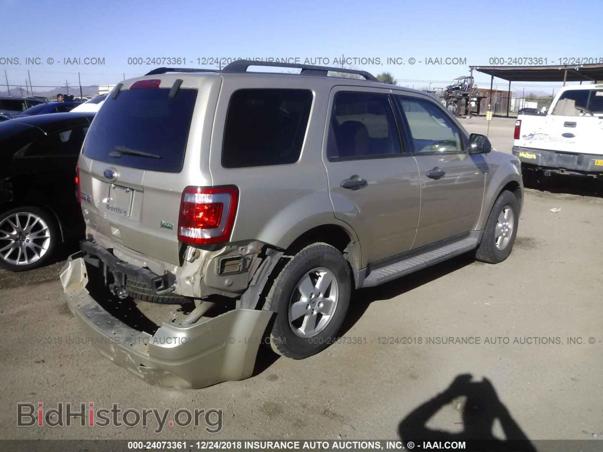 2011 FORD ESCAPE - VIN: 1FMCU0DG6BKB14435 - Фото 4