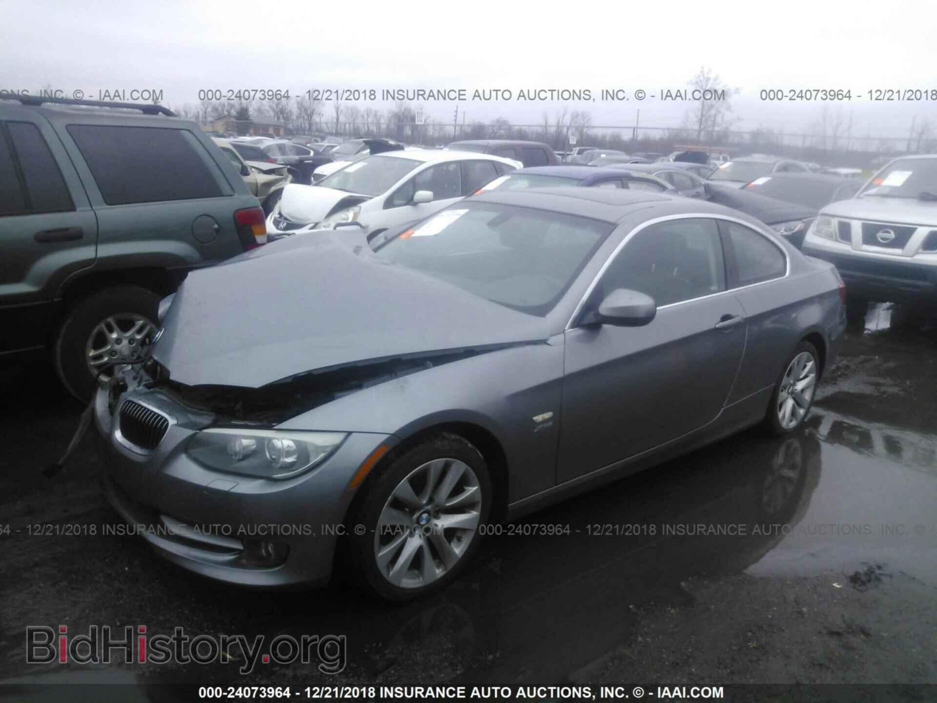 2012 BMW 328 - VIN: WBAKF3C50CE975053 - Фото 2