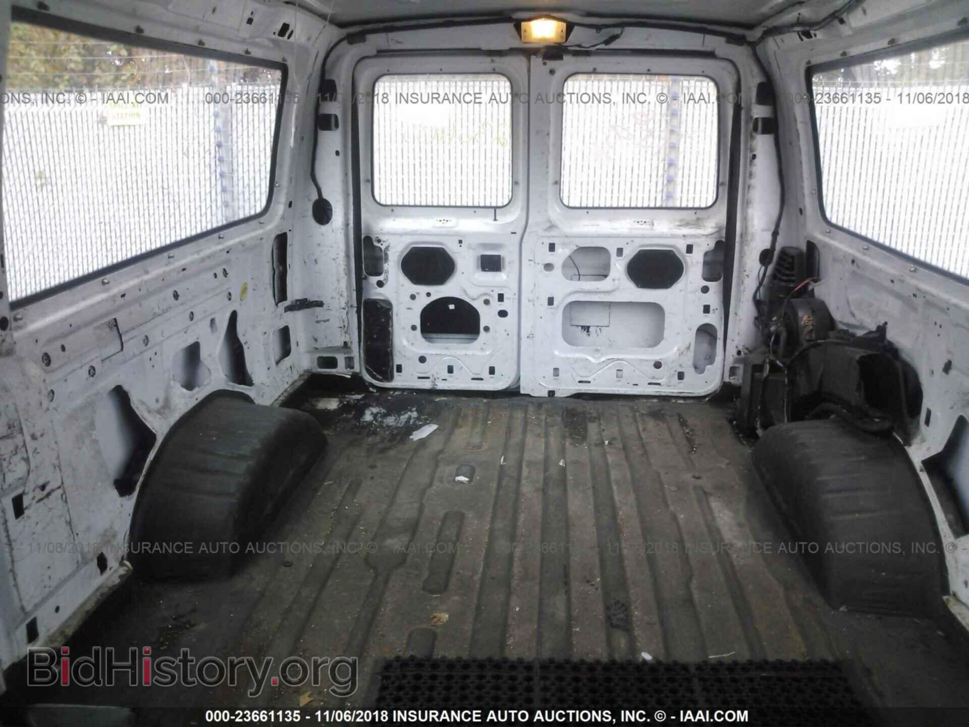 2000 FORD ECONOLINE - VIN: 1FTNE24L8YHB89419 - Photo 8