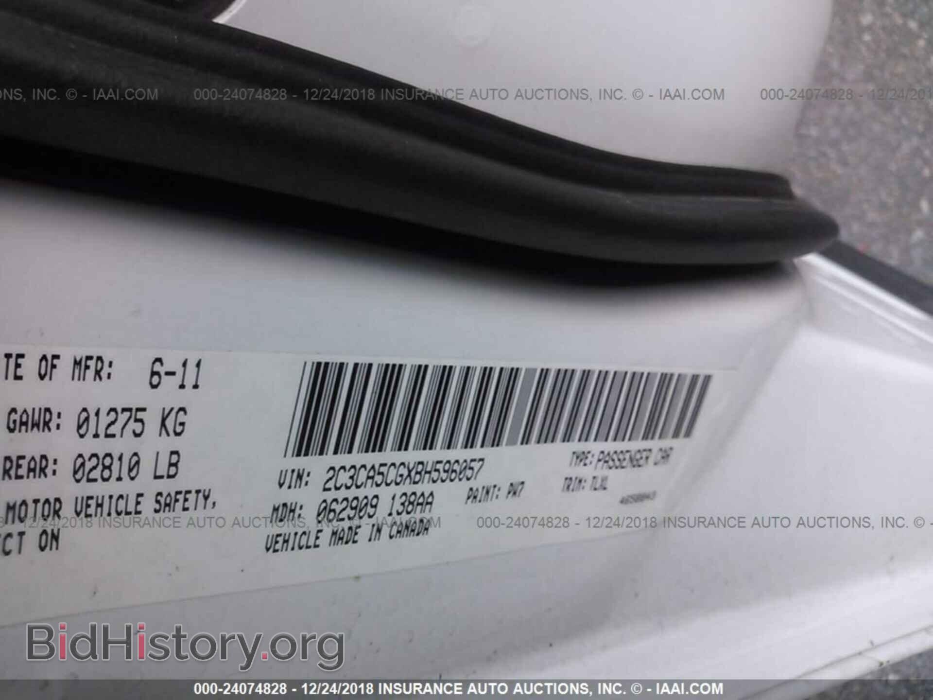 2011 CHRYSLER 300 - VIN: 2C3CA5CGXBH596057 - Фото 9