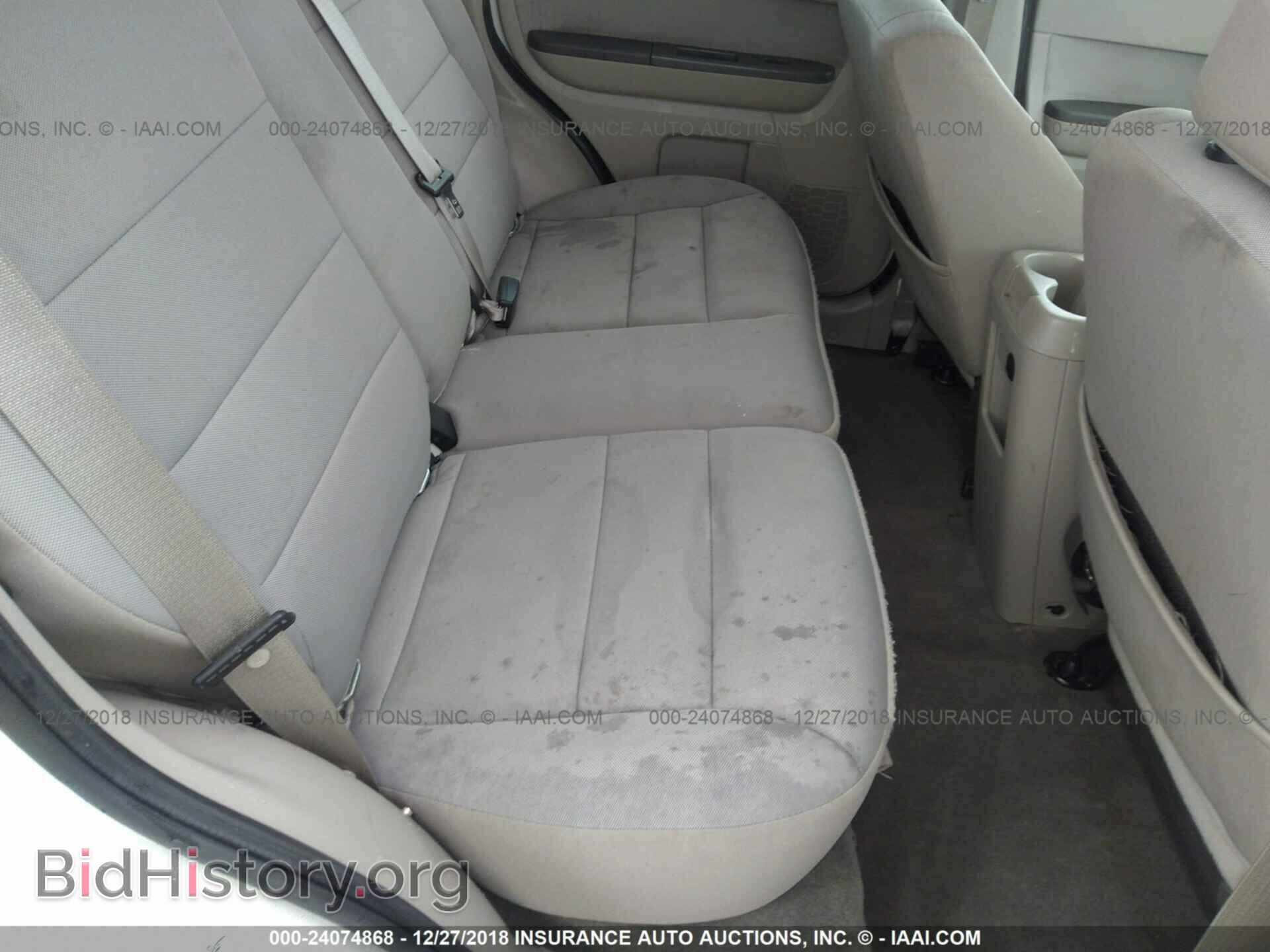2011 FORD ESCAPE - VIN: 1FMCU0DG2BKB19390 - Photo 8