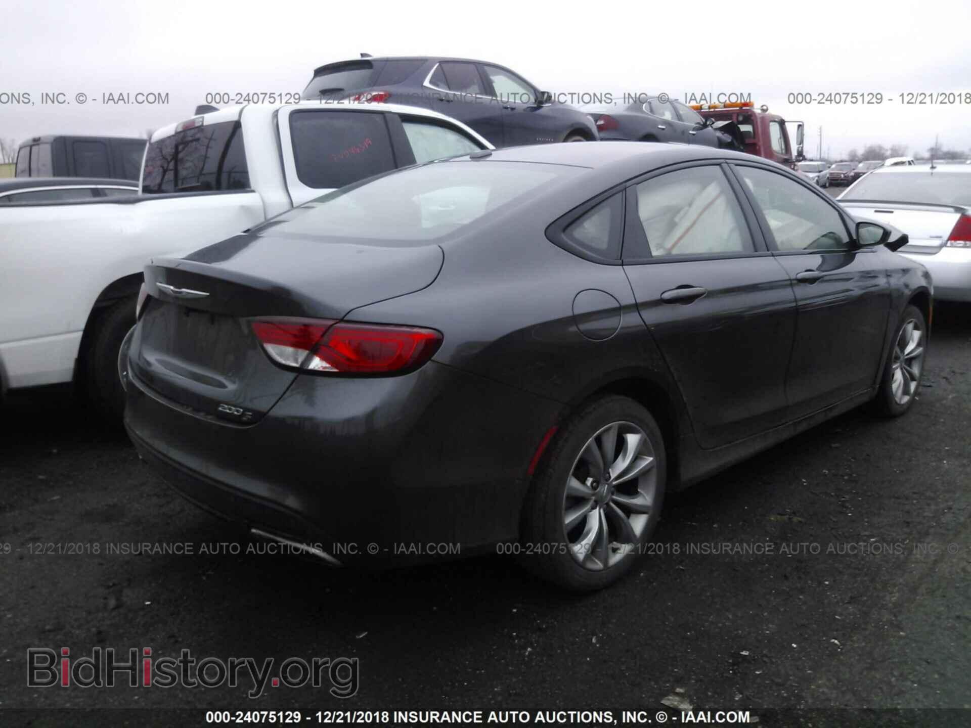 2016 CHRYSLER 200 - VIN: 1C3CCCBBXGN102444 - Photo 4
