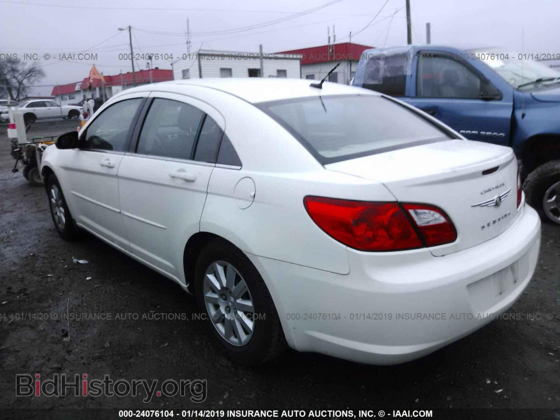 2010 CHRYSLER SEBRING - VIN: 1C3CC4FB5AN166432 - Фото 3