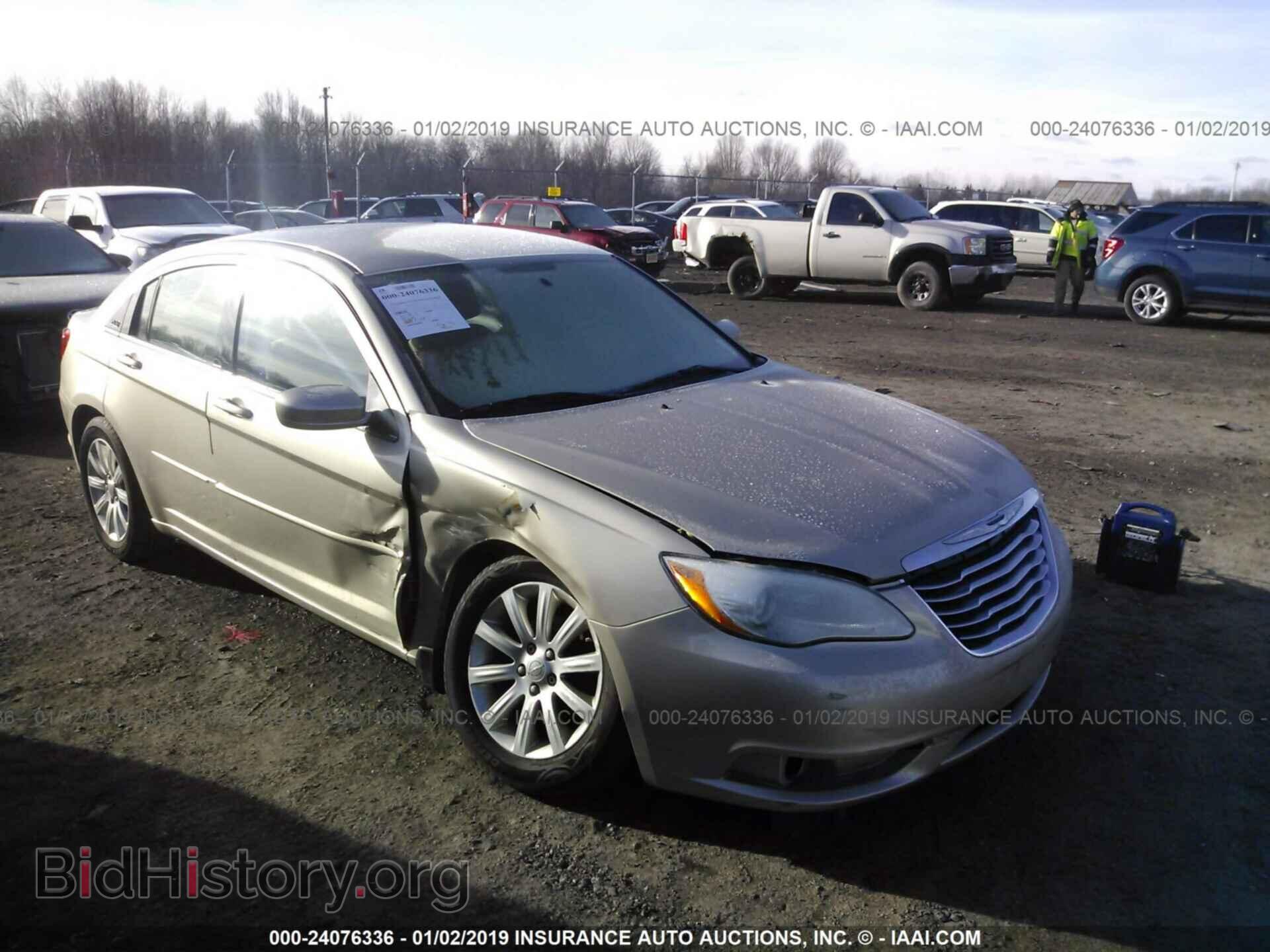 Фотография 1C3CCBBB8DN678832 - CHRYSLER 200 2013