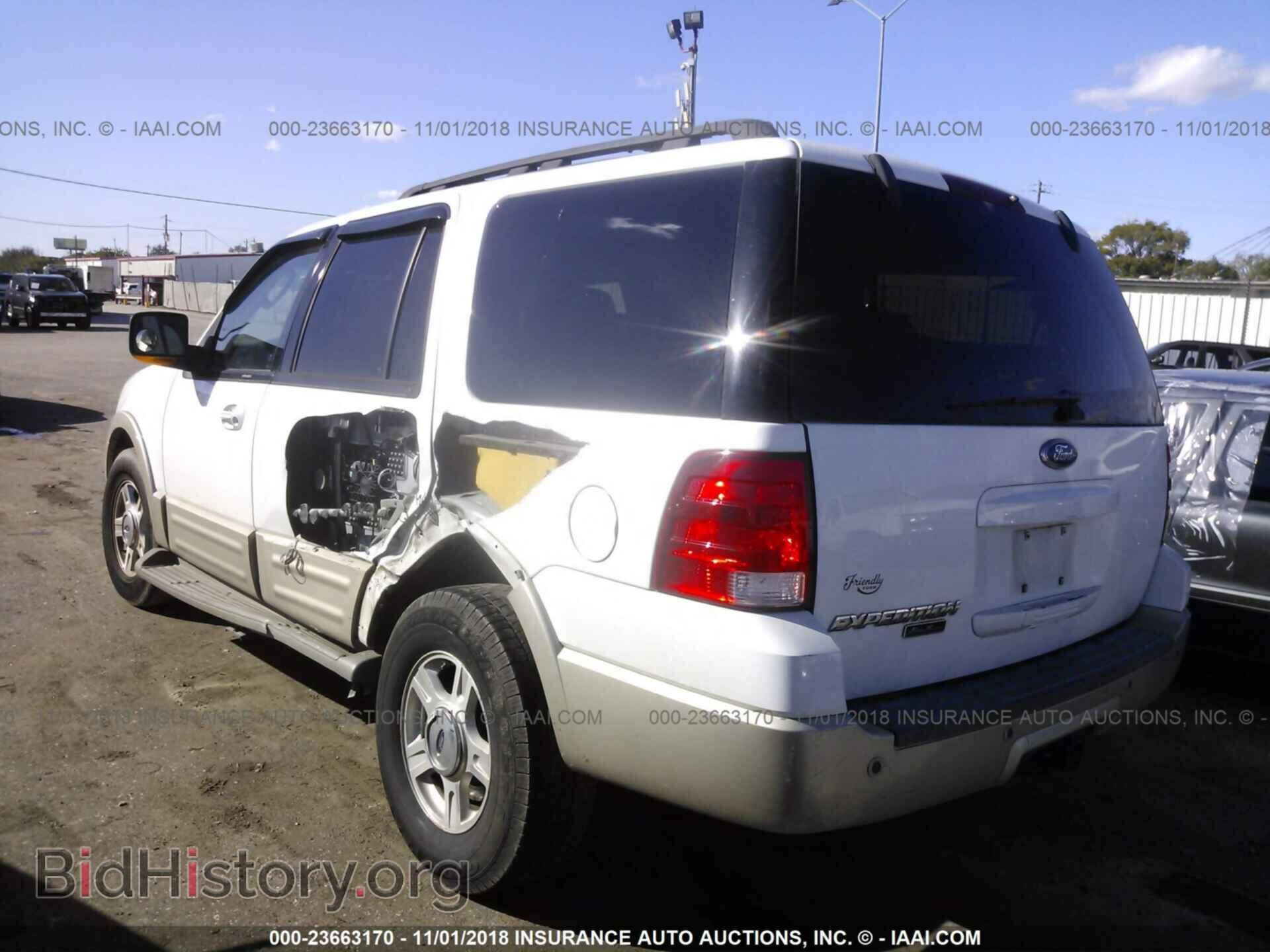 2006 FORD EXPEDITION - VIN: 1FMPU17576LA13812 - Фото 3